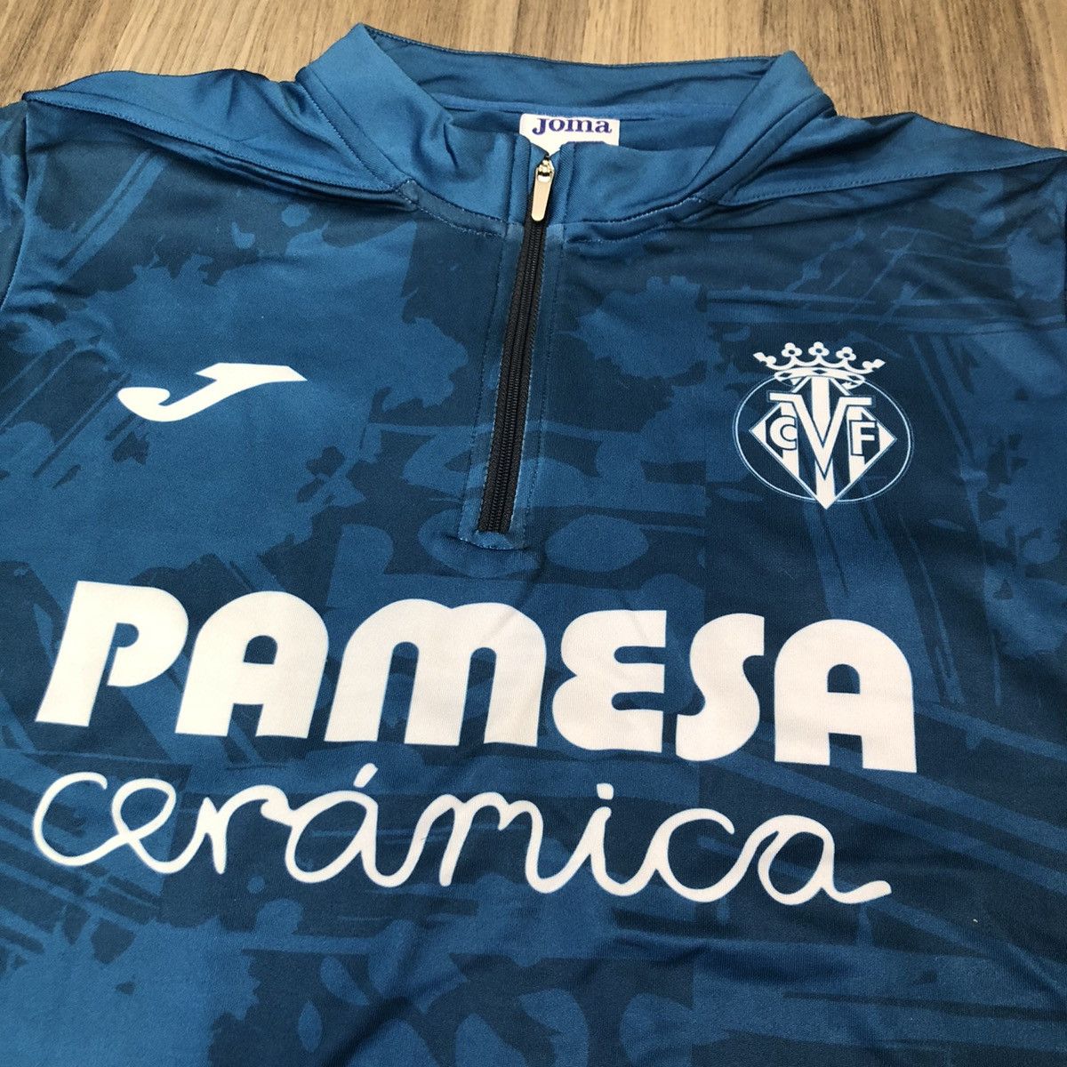 Joma Villarreal 22/23 training sweater (youth size YXL) Size US XS / EU 42 / 0 - 3 Thumbnail