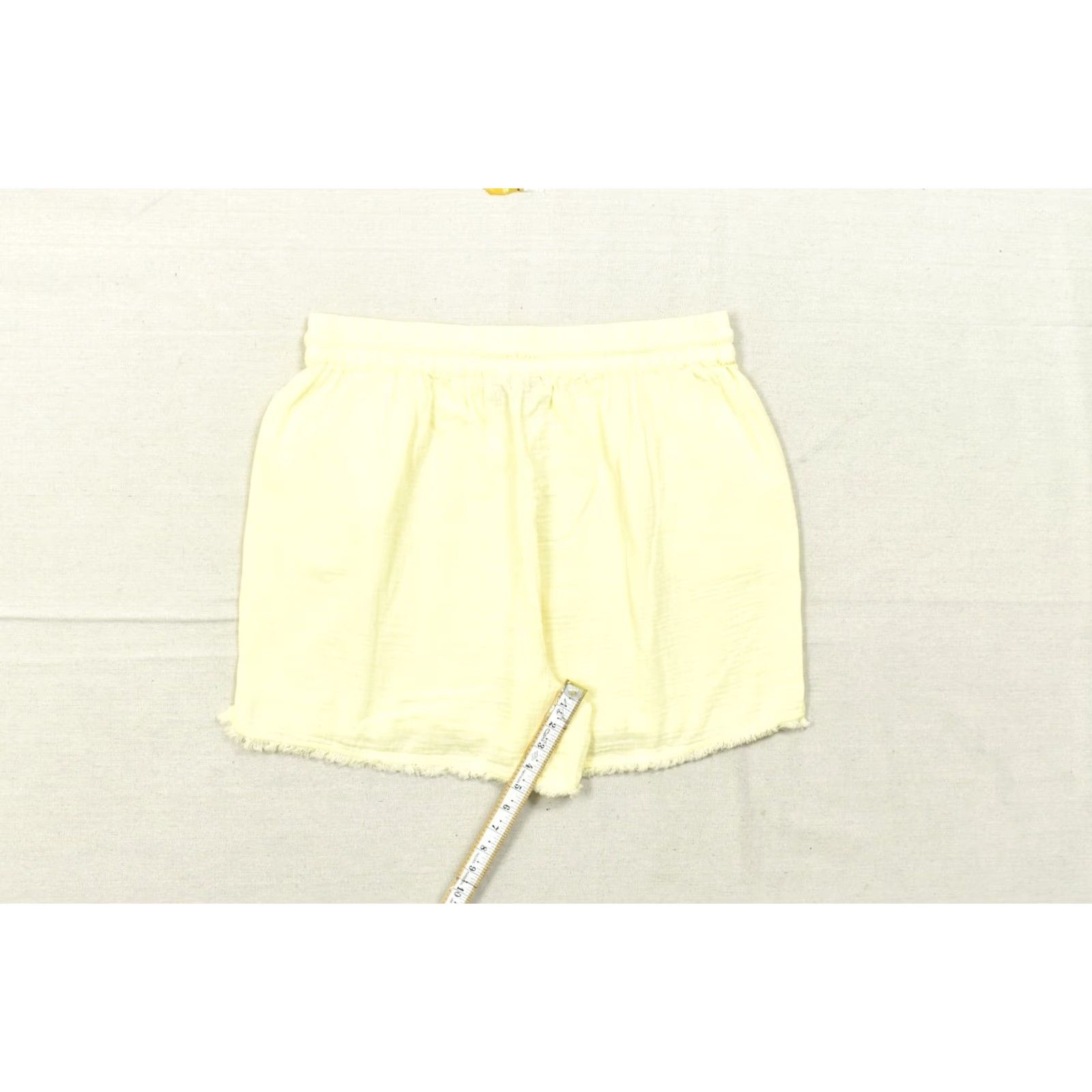 Vintage Lane Bryant Women's Size 16 Yellow 100% Cotton Gauze Pull On Shorts NWT - Solid Chino Casual Spring Summer Womens Size 38" / US 16 / IT 52 - 2 Thumbnail