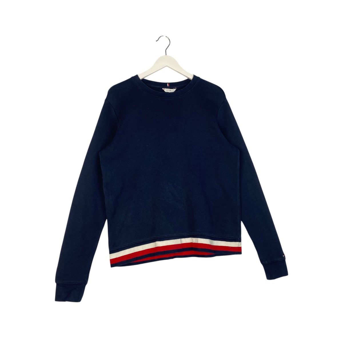 Vintage Vintage Tommy Hilfiger Embroidered Crewneck Sweatshirt Blue Size US XS / EU 42 / 0 - 3 Thumbnail
