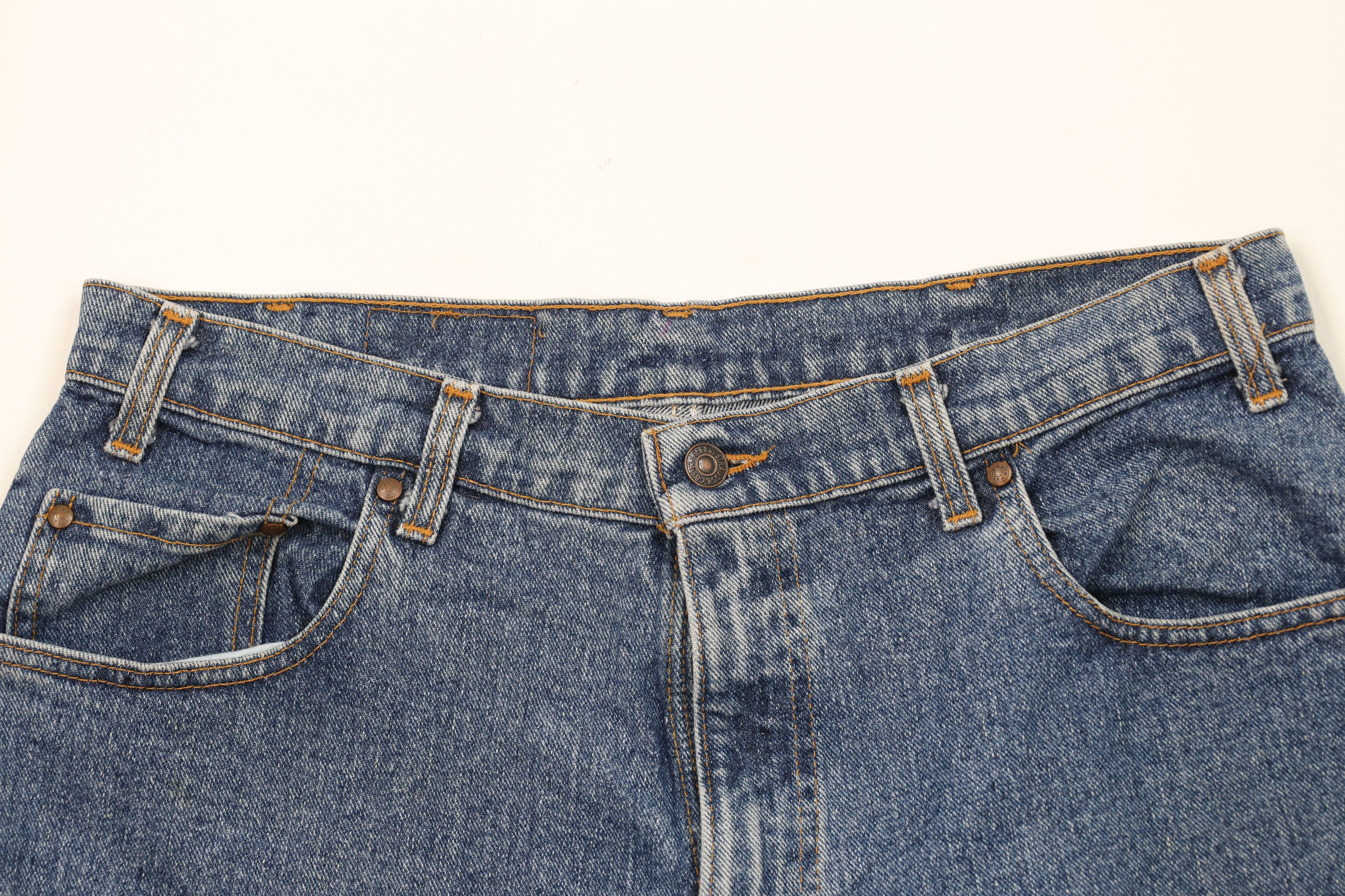 Levi's Vintage 90s Levis 513 Fit Denim Jean Shorts Jorts Blue USA Size US 36 / EU 52 - 2 Thumbnail
