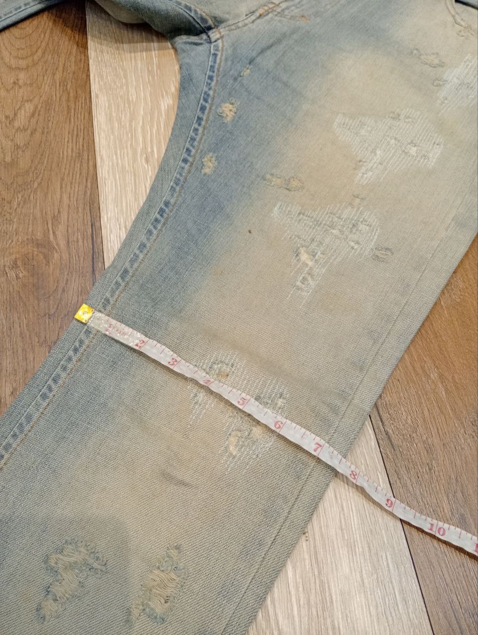 John Galliano JOHN GALLIANO BLUE DISTRESSED DENIM JEANS - SIZE 32 Size US 32 / EU 48 - 25 Thumbnail