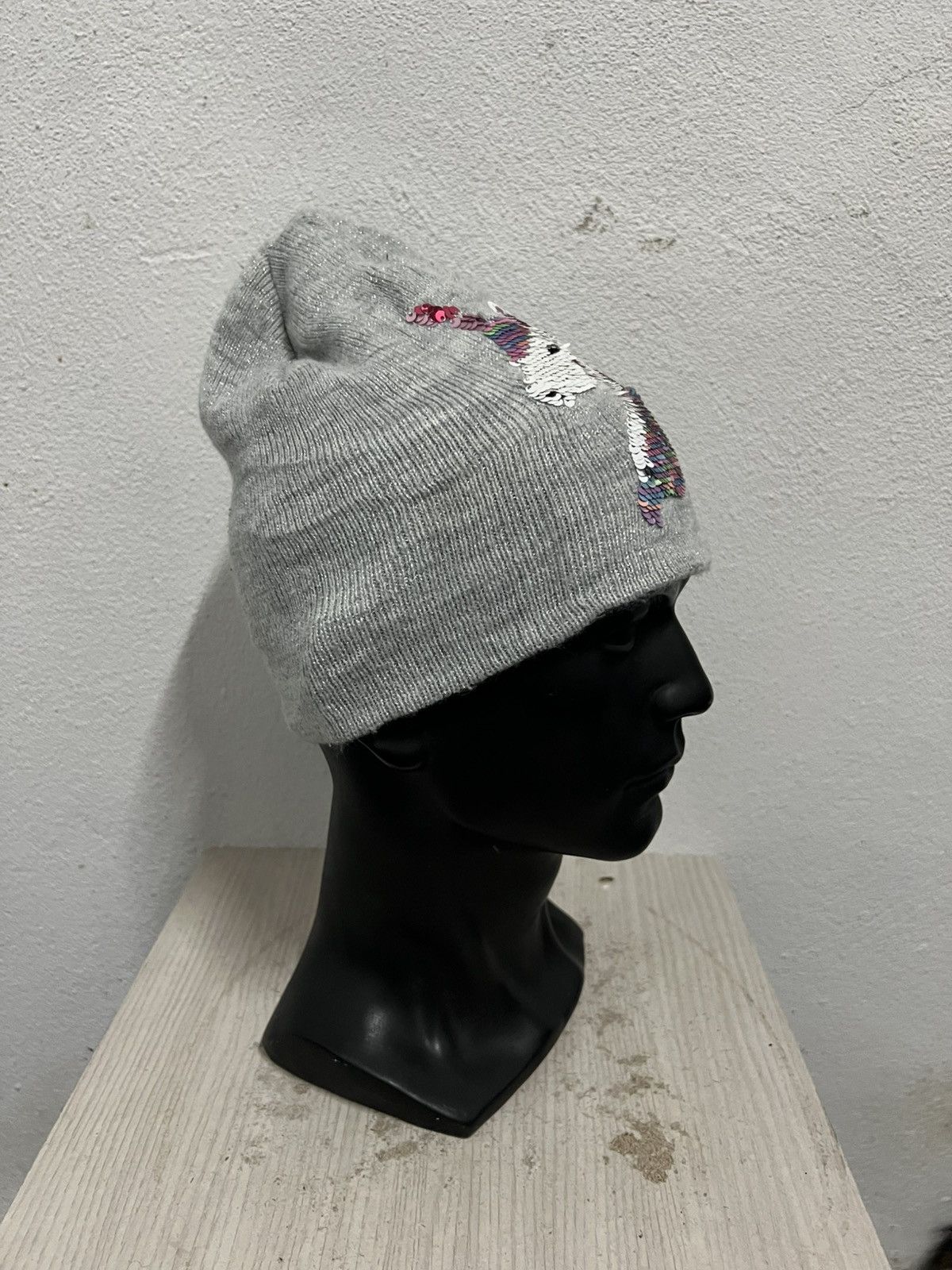 Vintage Vintage H&M Unicorn Beanie Hat Size ONE SIZE - 4 Thumbnail