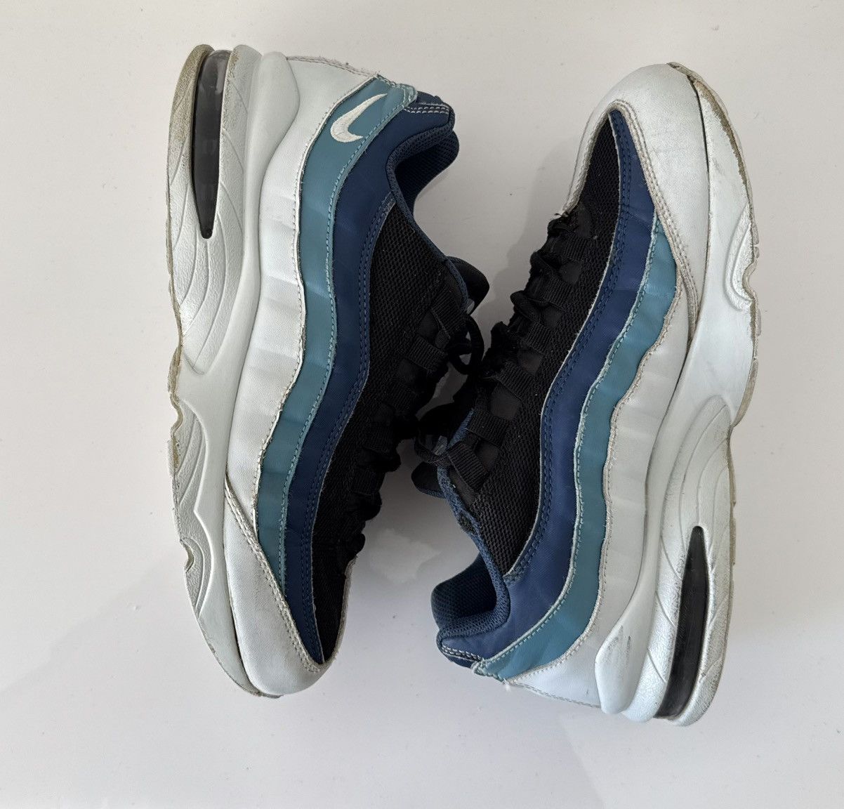 Nike Vintage Nike Air Max 95 Y2K Rare Drill Sk8 Ocean Sneakers Size US 7 / EU 40 - 20 Thumbnail