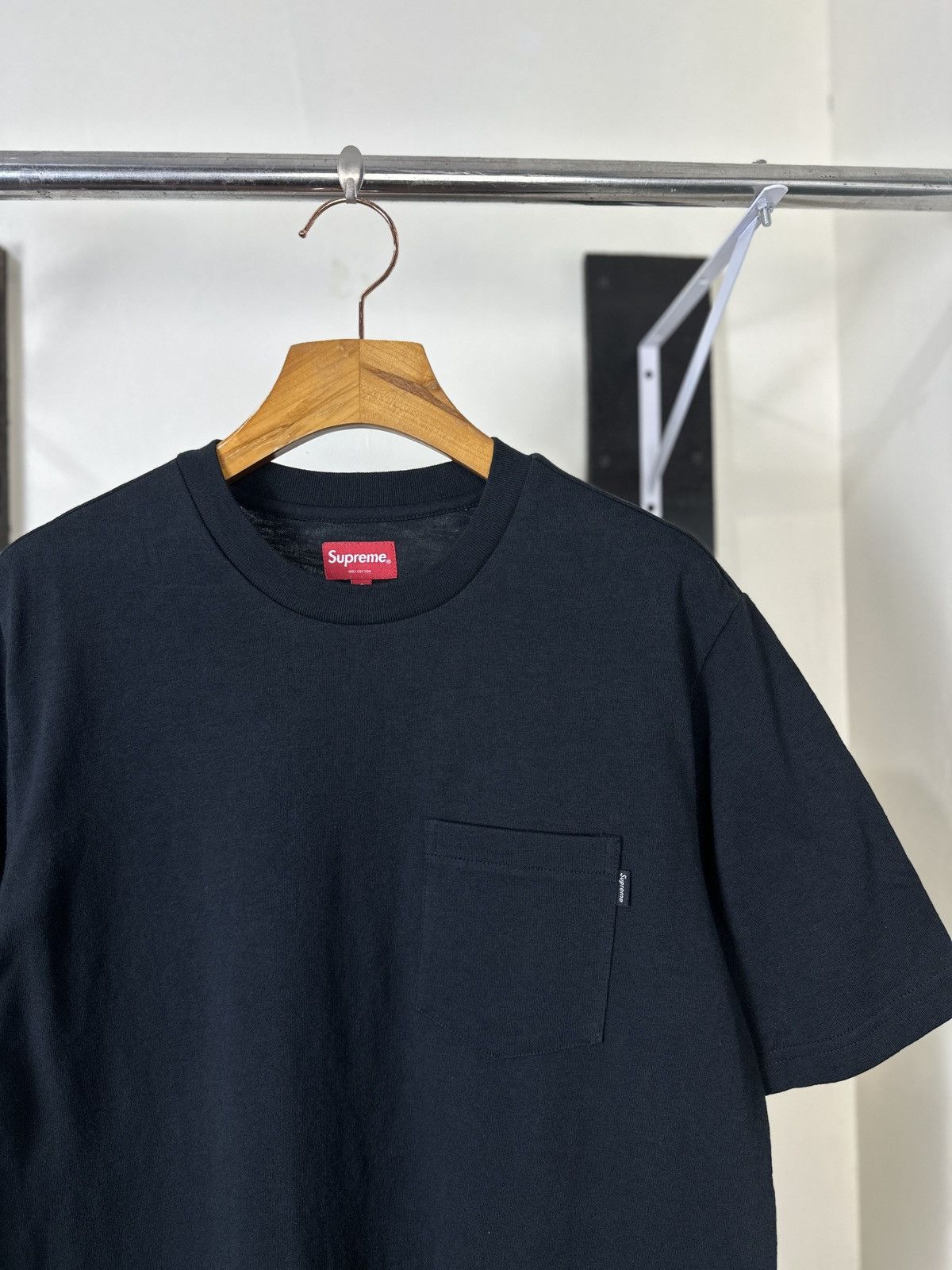 Supreme Supreme pocket tee Size US S / EU 44-46 / 1 - 2 Thumbnail