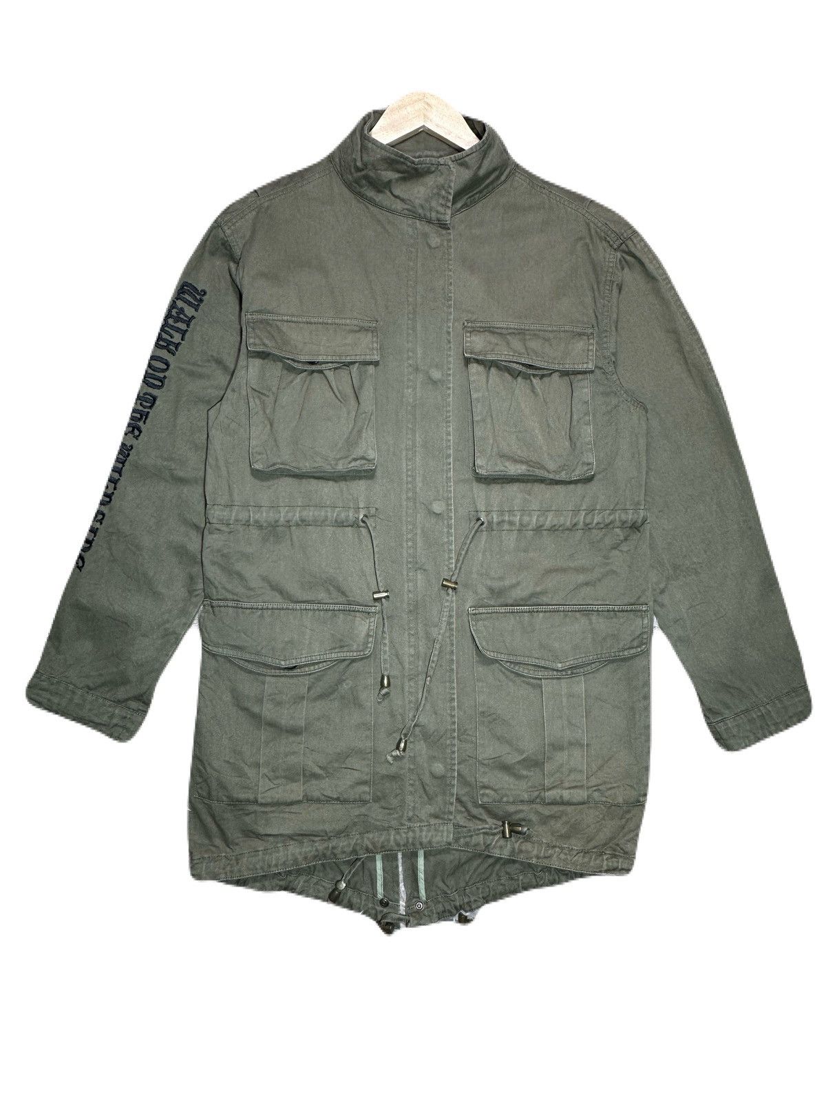 Vintage Closet parka jacket featuring military-style Size US L / EU 52-54 / 3 - 1 Thumbnail