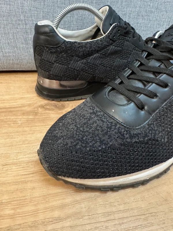 Louis Vuitton Louis Vuitton Paris Run Away Knit Leather Low Sneakers s6 40 Size US 7 / EU 40 - 10 Thumbnail