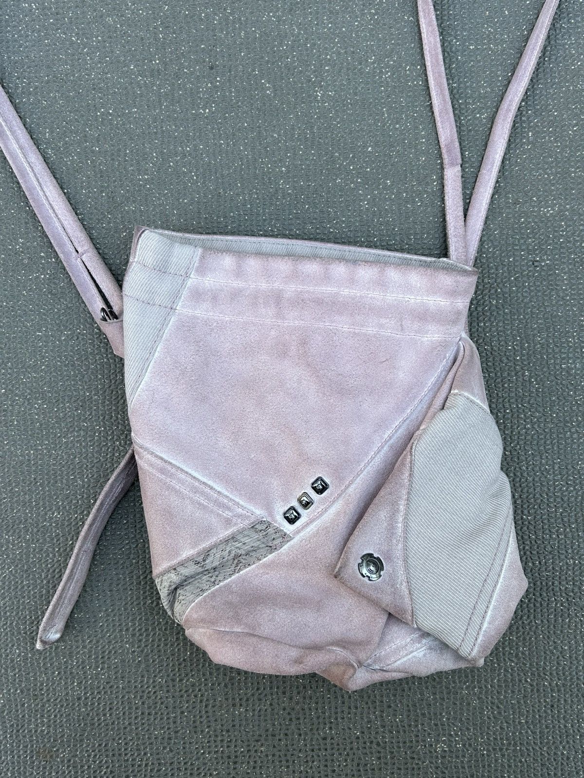 Kiko Kostadinov Kiko Kostadinov oren extendable pink pouch bag quiver Size ONE SIZE - 2 Thumbnail