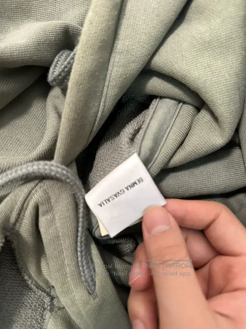 Vetements Vetements Gray cut-off hoodie Size US M / EU 48-50 / 2 - 3 Thumbnail