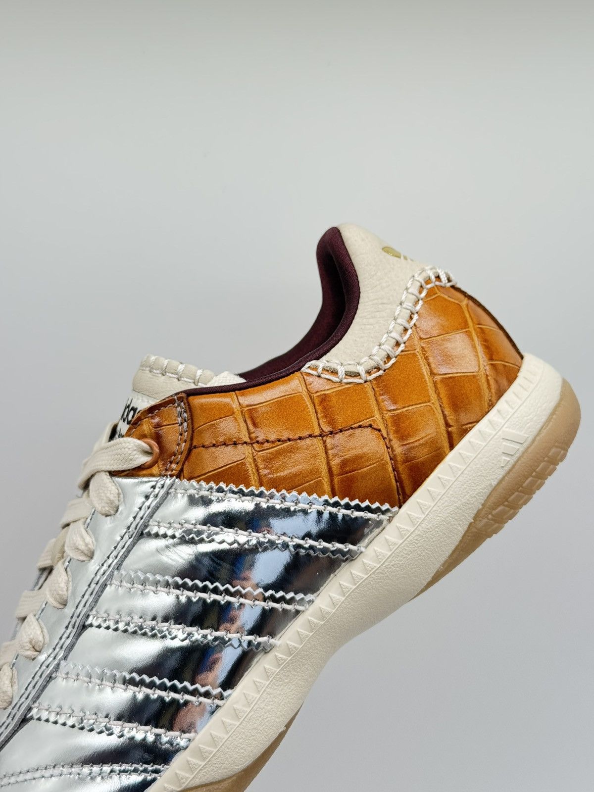 Adidas × Wales Bonner Adidas Wales Bonner MN Samba IH5777 Größe 40 2/3 Neu Size US 7.5 / EU 40-41 - 8 Thumbnail