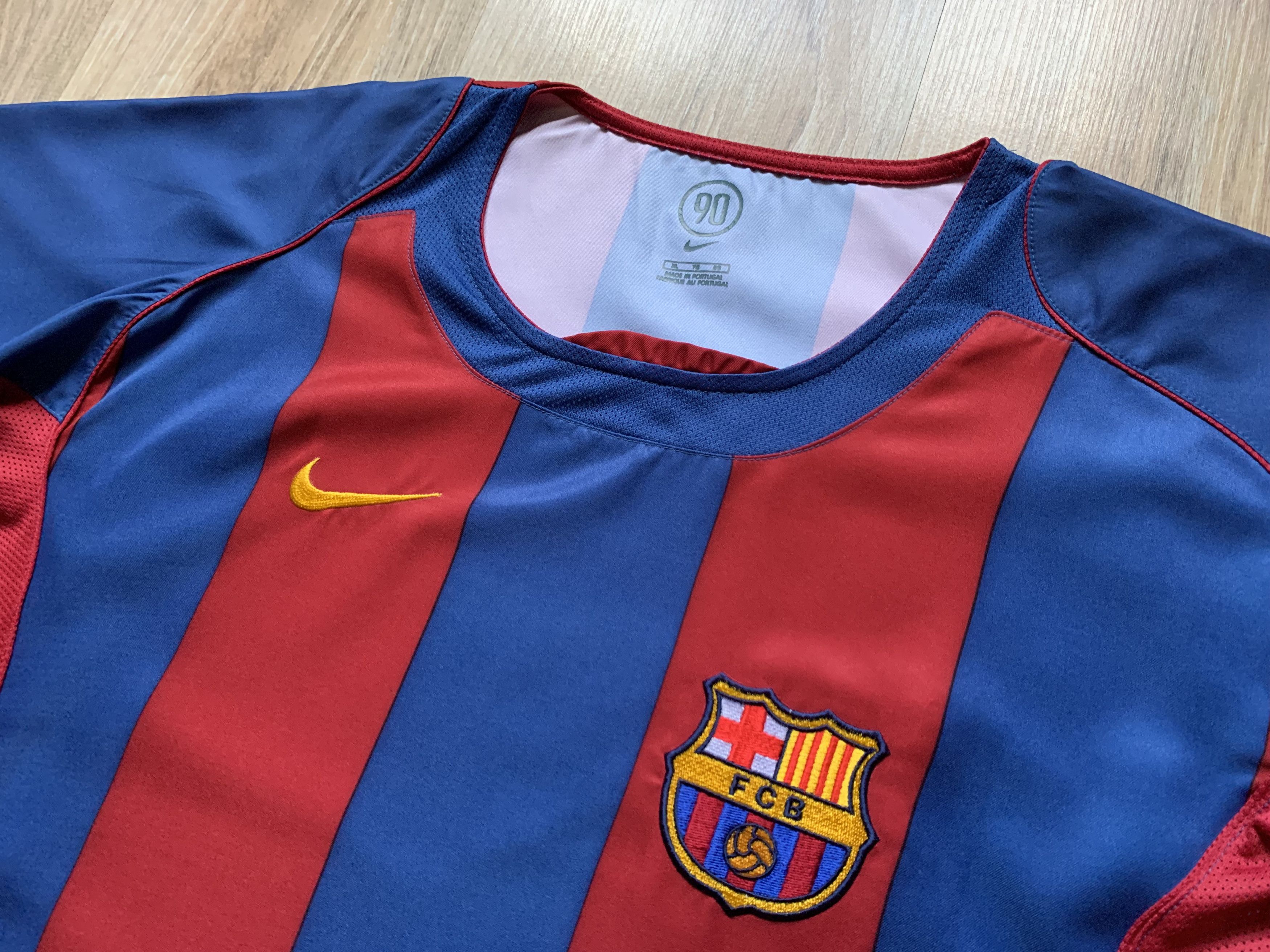 Nike Vintage Nike Barcelona Home Football Shirt 2004-2005 Size US XL / EU 56 / 4 - 5 Thumbnail