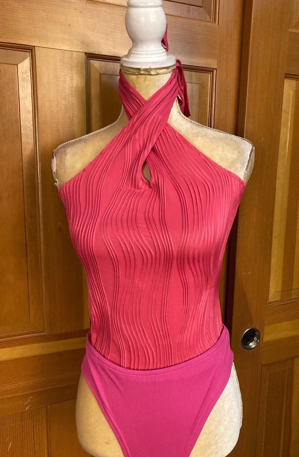 Designer × Other Nwt, Lavishly Paris Privé Solid Halter Bodysuit. Size M / US 6-8 / IT 42-44 - 5 Thumbnail