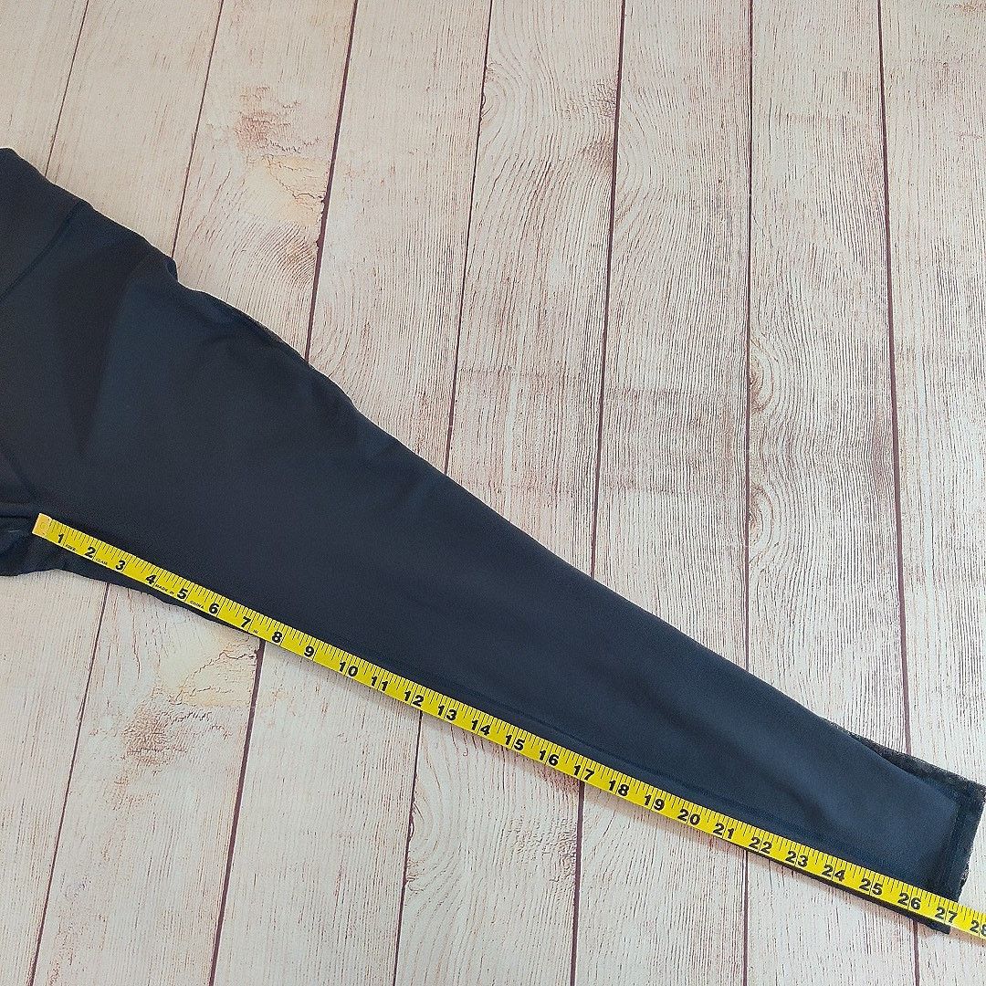 Fabletics Fabletics mesh sides high rise legging sz L Size 34" / US 12 / IT 48 - 4 Thumbnail