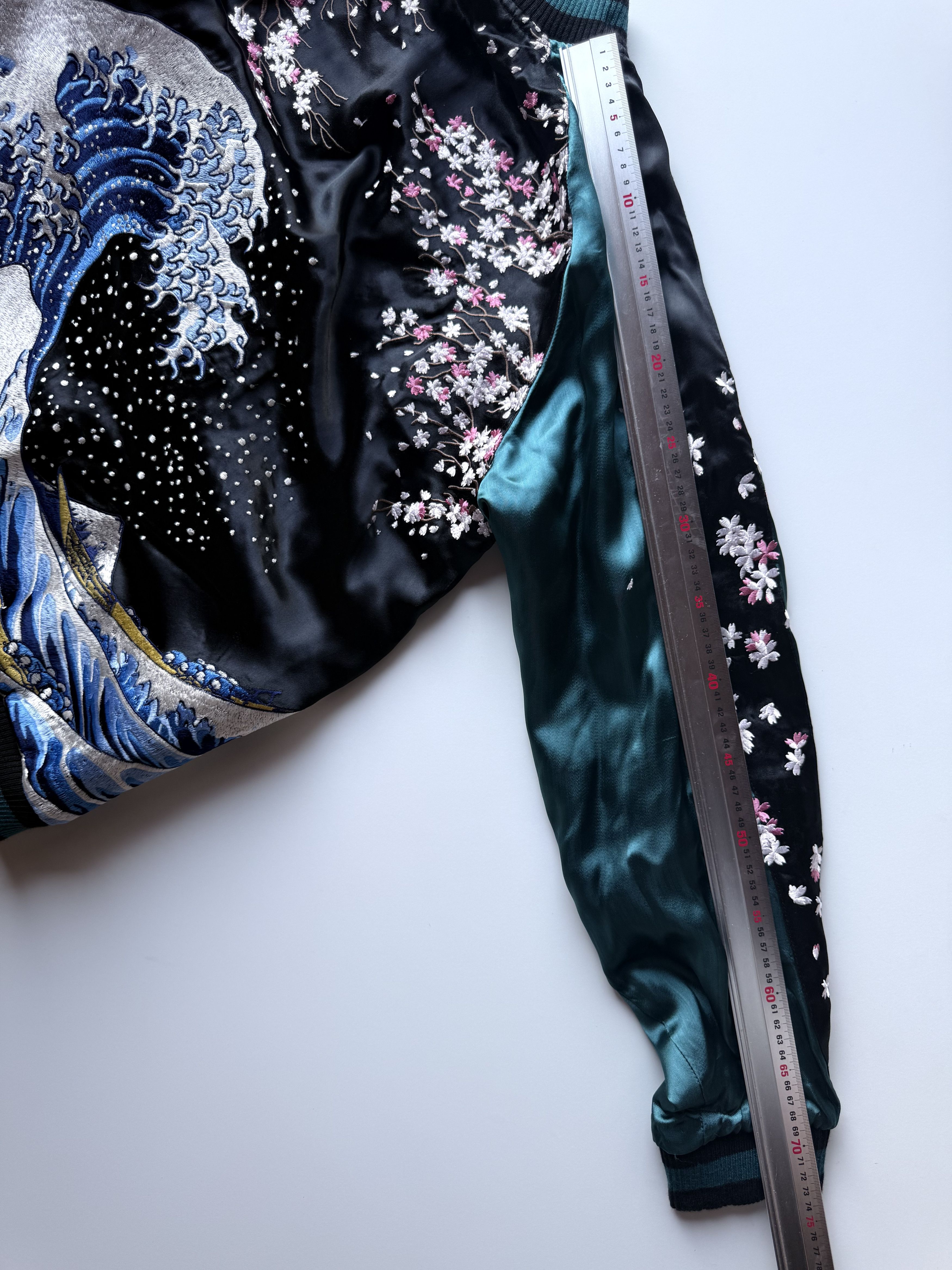 Other Hokusai x Anime Geisha Embroidered Sukajan Souvenir Jacket Size US L / EU 52-54 / 3 - 15 Thumbnail