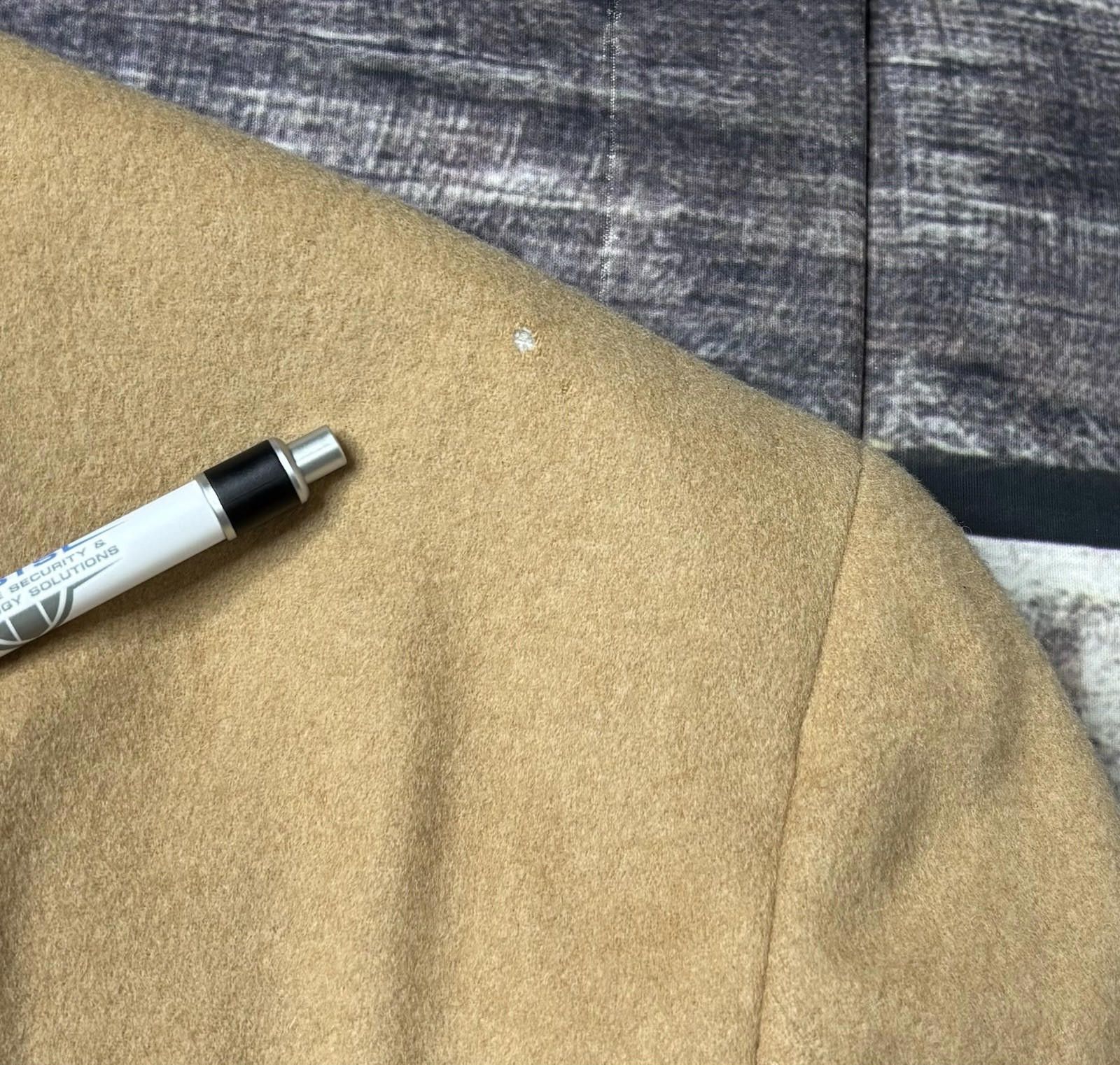 Joseph & Lyman Joseph & Lyman for Bloomingdales Blazer Jacket 44 Camel Hair Size 44R - 11 Thumbnail