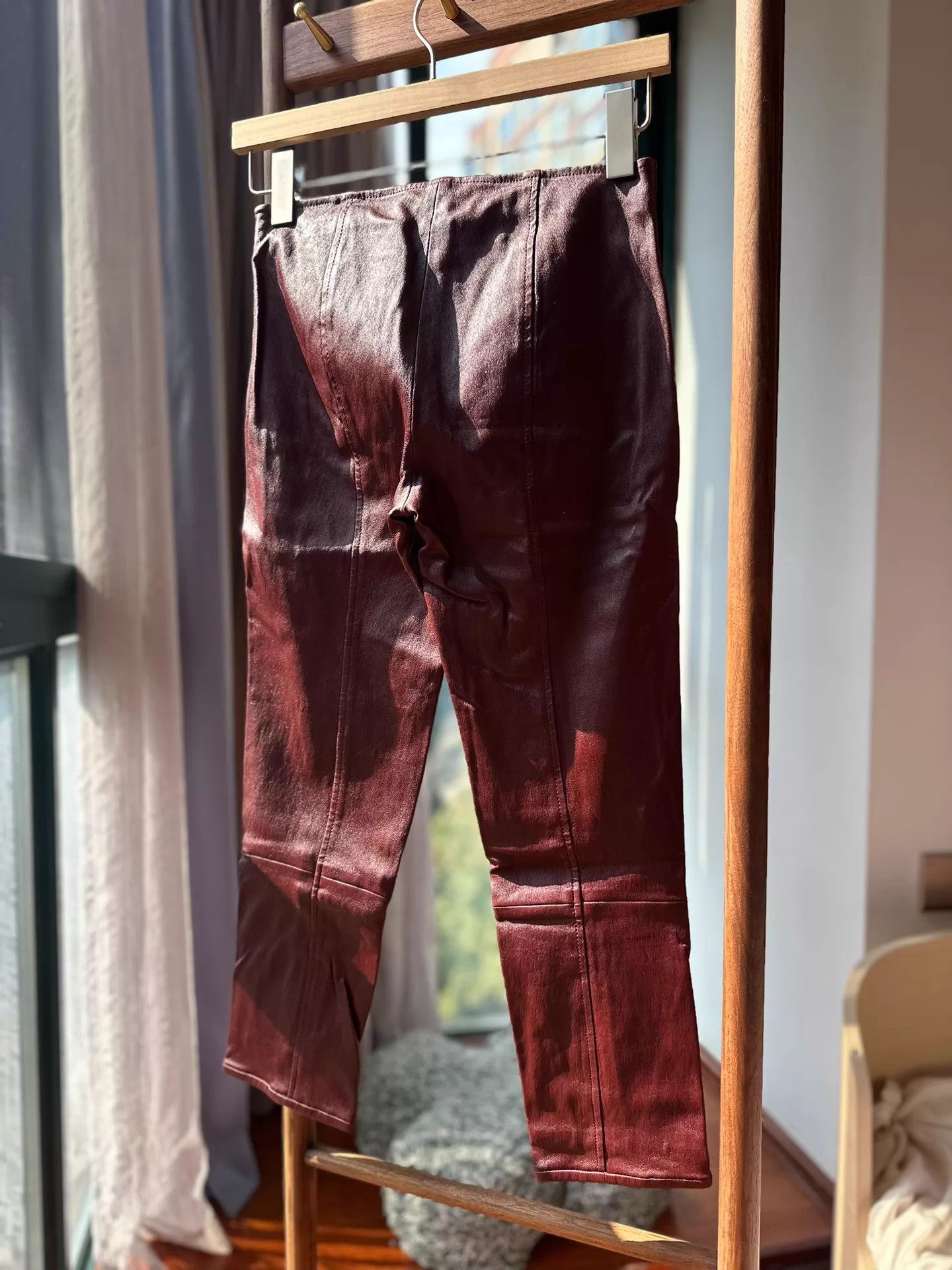 The Row The Row Stretchy Lambskin Leather Pants Size 4 Like New Size 27" / US 4 / IT 40 - 2 Thumbnail