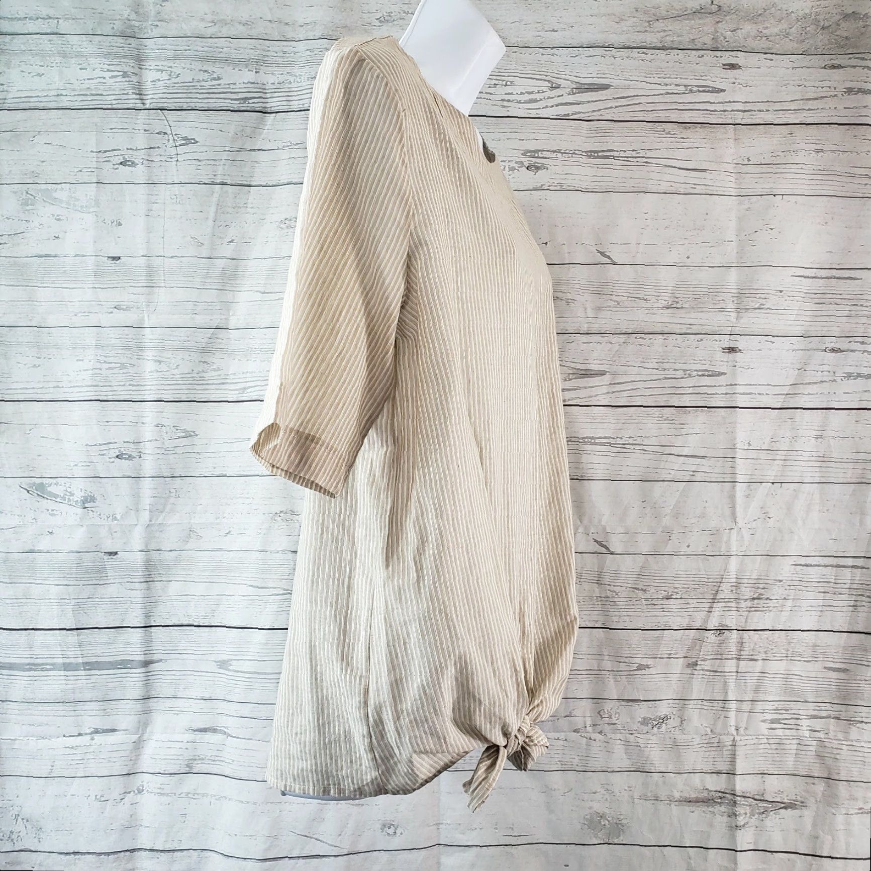 Vintage Pleione Womens Blouse Sz M Tan Striped Front Tie Half Sleeves Rayon Shirt Casual Womens Medium Tan Striped Pleione Blouse Size M / US 6-8 / IT 42-44 - 2 Thumbnail