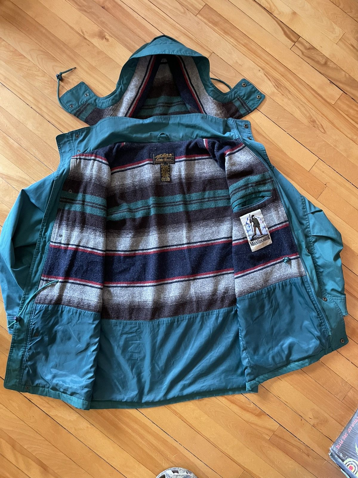 Eddie Bauer × Vintage Vintage Eddie Bauer wool line mountain parka blanketed Size US L / EU 52-54 / 3 - 1 Thumbnail