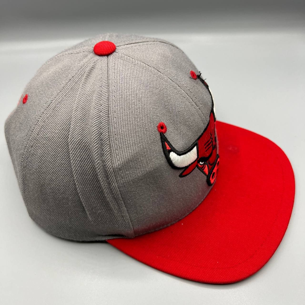 Mitchell & Ness Chicago Bulls Hat Men NBA Snap Back Cap Jordan Size ONE SIZE - 3 Thumbnail