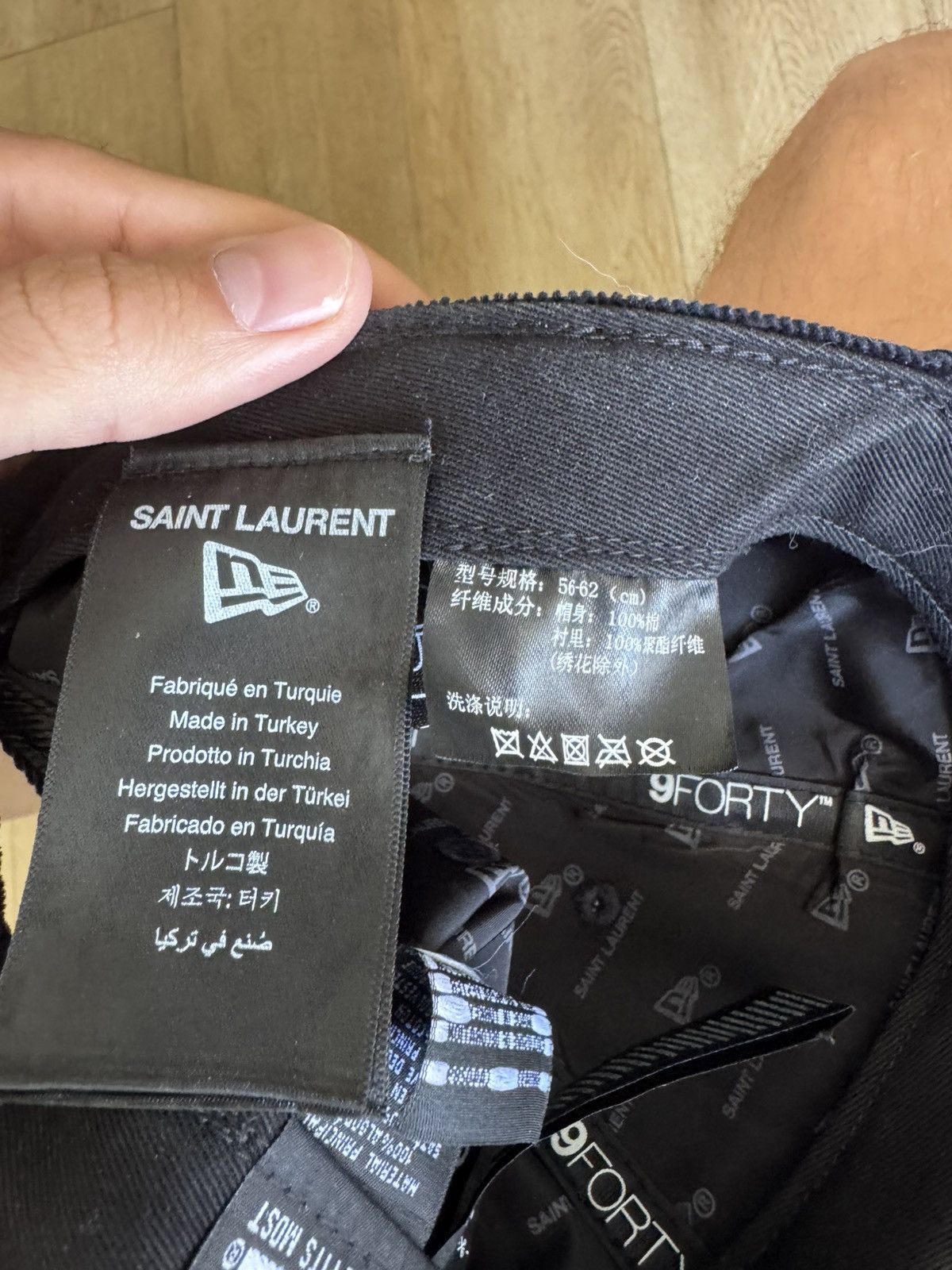 Saint Laurent Paris Corduroy hat Black Size ONE SIZE - 3 Thumbnail