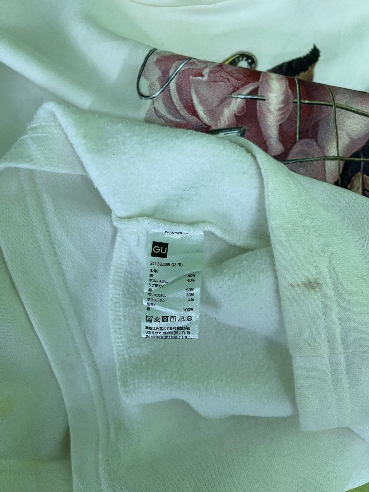 GU × Undercover GU x Undercover hoodie with a rose and safety pin hoodie Size M / US 6-8 / IT 42-44 - 14 Thumbnail