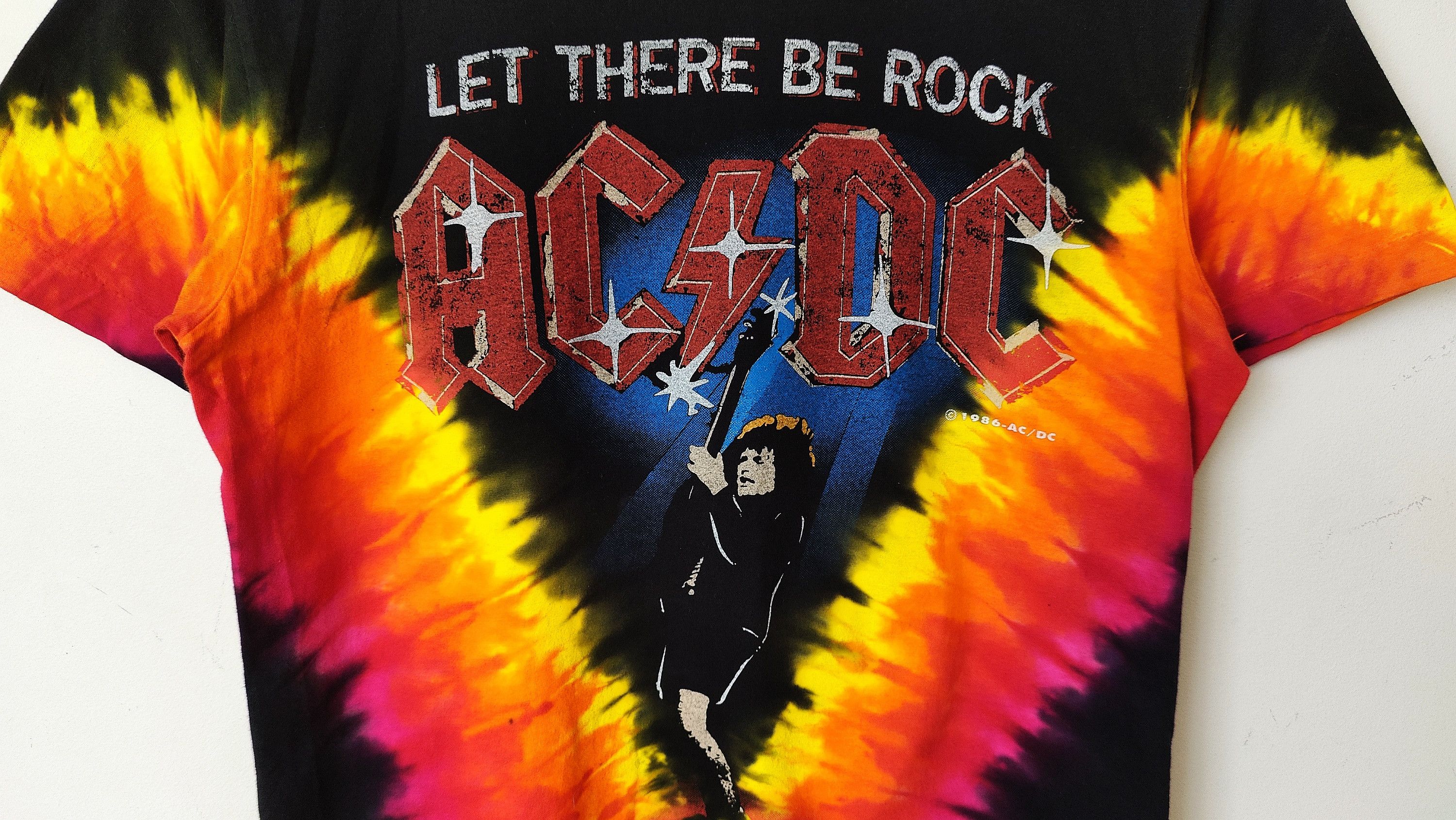 AC/DC AC DC Who Made Who 80s 90s Tour VTG Vintage Tshirt Size US L / EU 52-54 / 3 - 3 Thumbnail