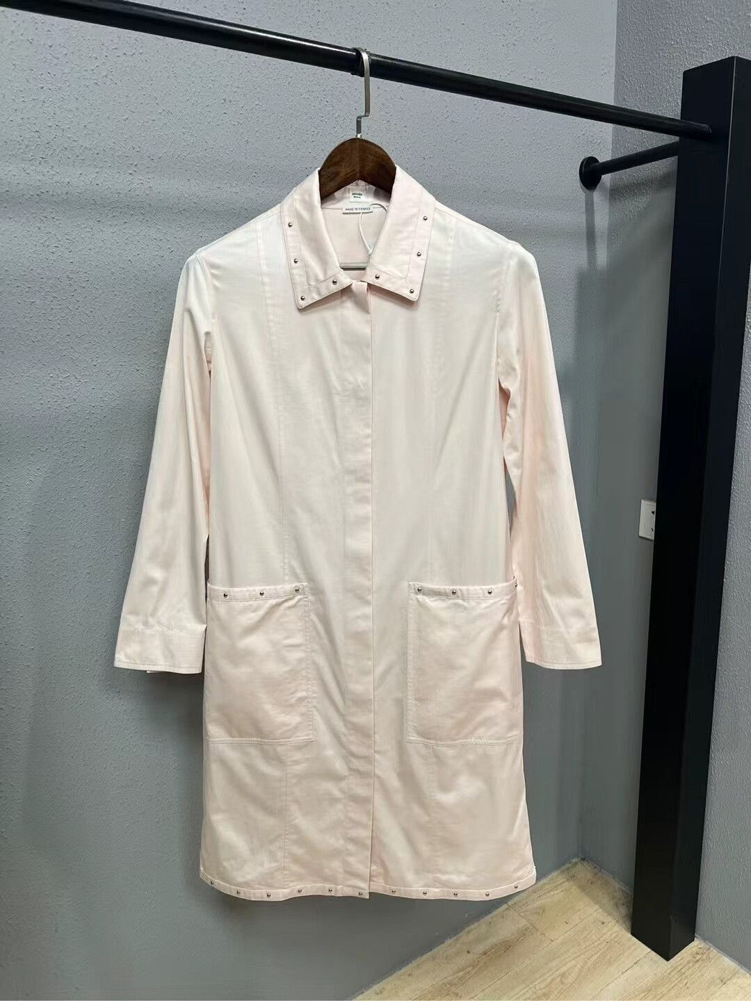 Hermes Hermes Beige Rivet Decorated Coat Size US 7 / EU 40 - 1 Thumbnail