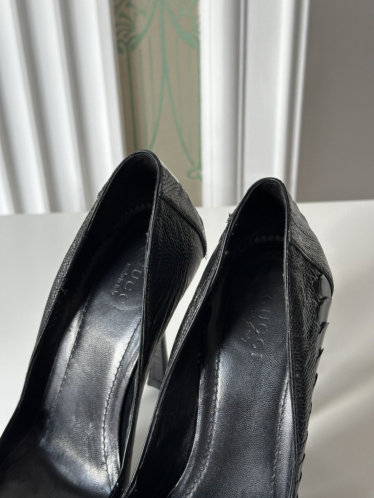Gucci Gucci by Tom Ford Alligator Leather Black Pointed Toe Heels Size US 5.5 / IT 35.5 - 6 Thumbnail