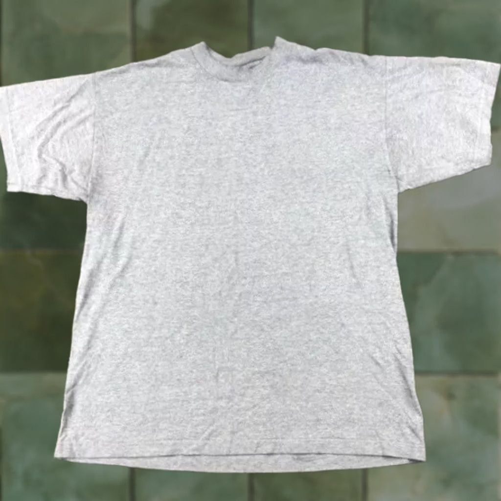 Vintage VINTAGE Signal Sport T-Shirt Mens Large Gray Blue 90s Grunge Single Stitch USA Size US L / EU 52-54 / 3 - 1 Thumbnail