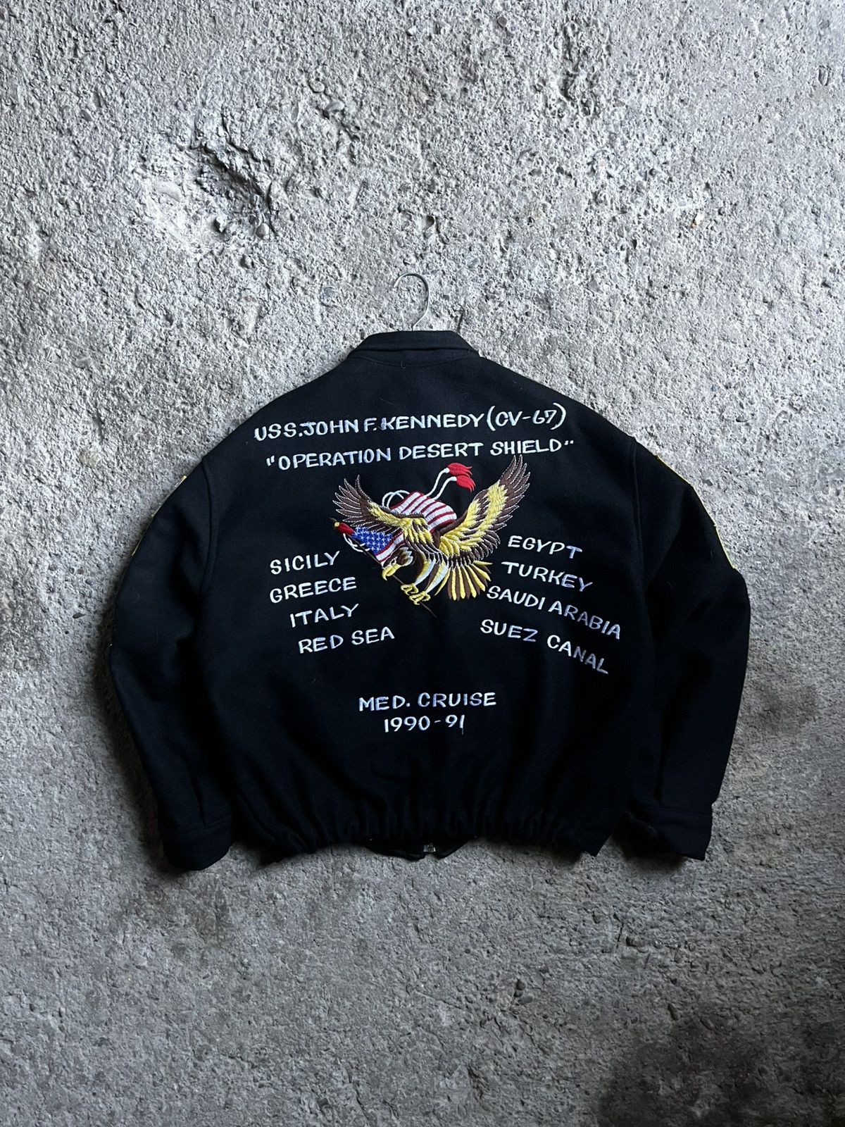 Other USS John F. Kennedy CV-67 “Operation Desert Shield” 1990–91 Size US L / EU 52-54 / 3 - 1 Thumbnail
