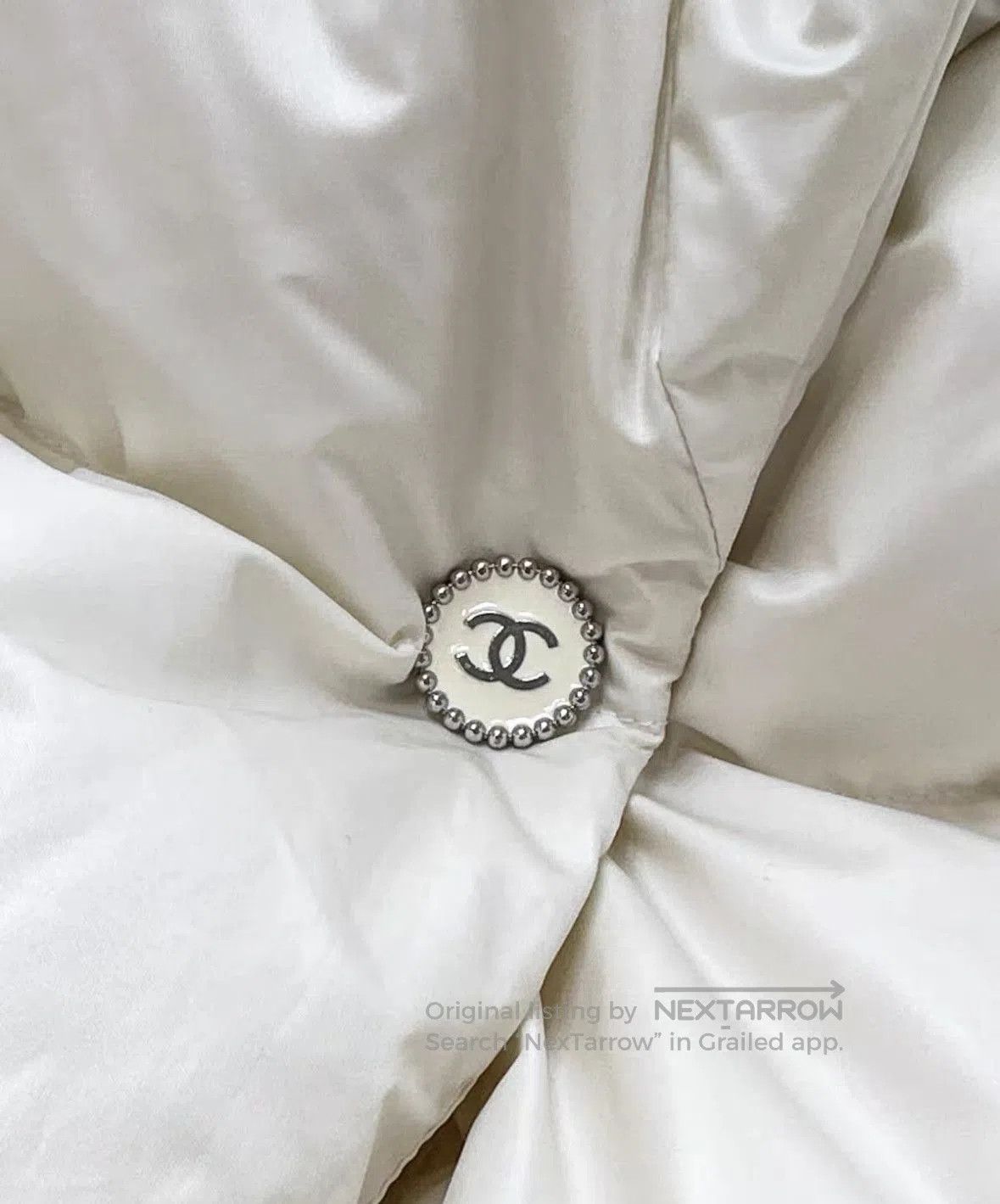 Chanel Chanel White Puffer Jacket with Collar. Size XS / US 0-2 / IT 36-38 - 3 Thumbnail