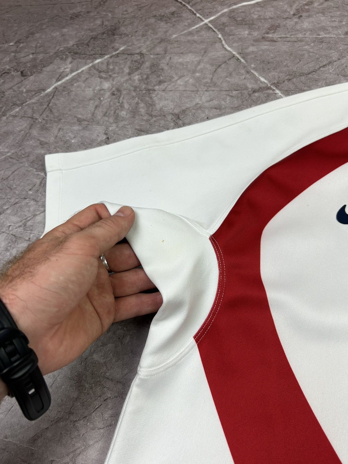 Nike Vintage Nike England Rugby Jersey Size US XL / EU 56 / 4 - 6 Thumbnail