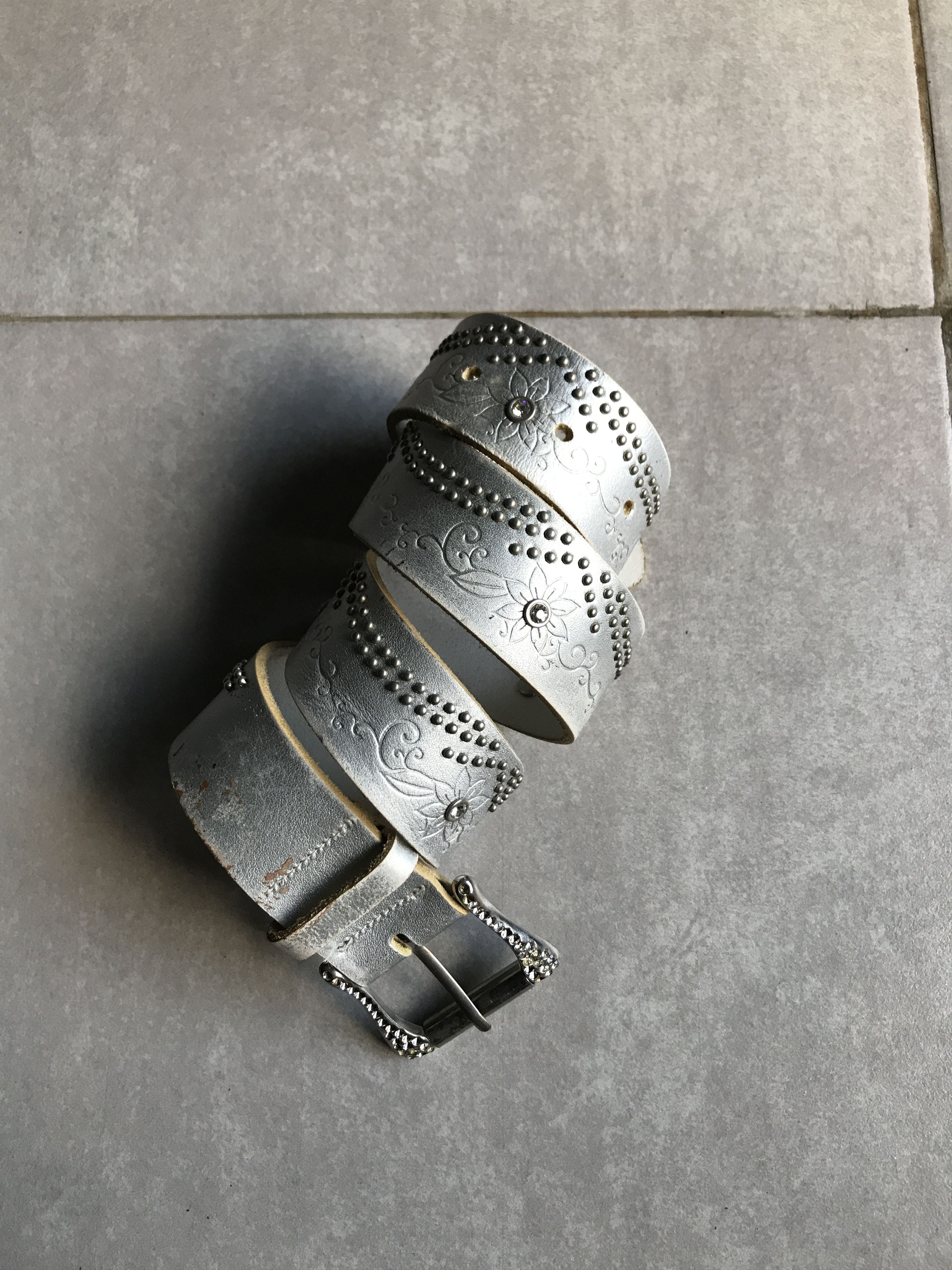 Japanese Brand Silver studded leather belt Size ONE SIZE - 1 Thumbnail