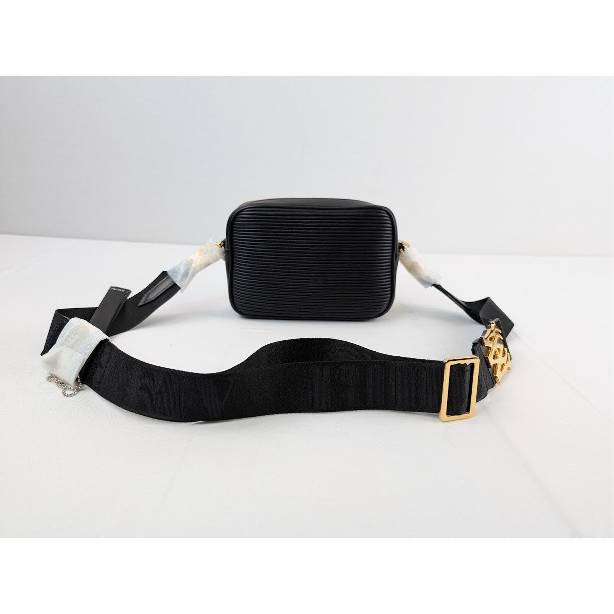 Amiri o1rshd1 Size: OS / Nappa MX1 Padding Camera Case Black Size ONE SIZE - 7 Thumbnail