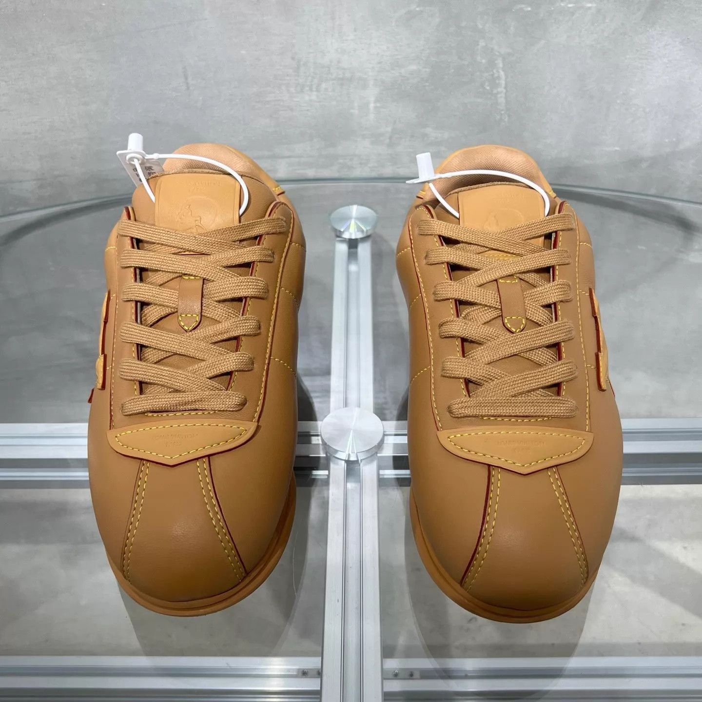 Louis Vuitton LV Brown UK8 Sneaker Size US 9 / EU 42 - 1 Thumbnail