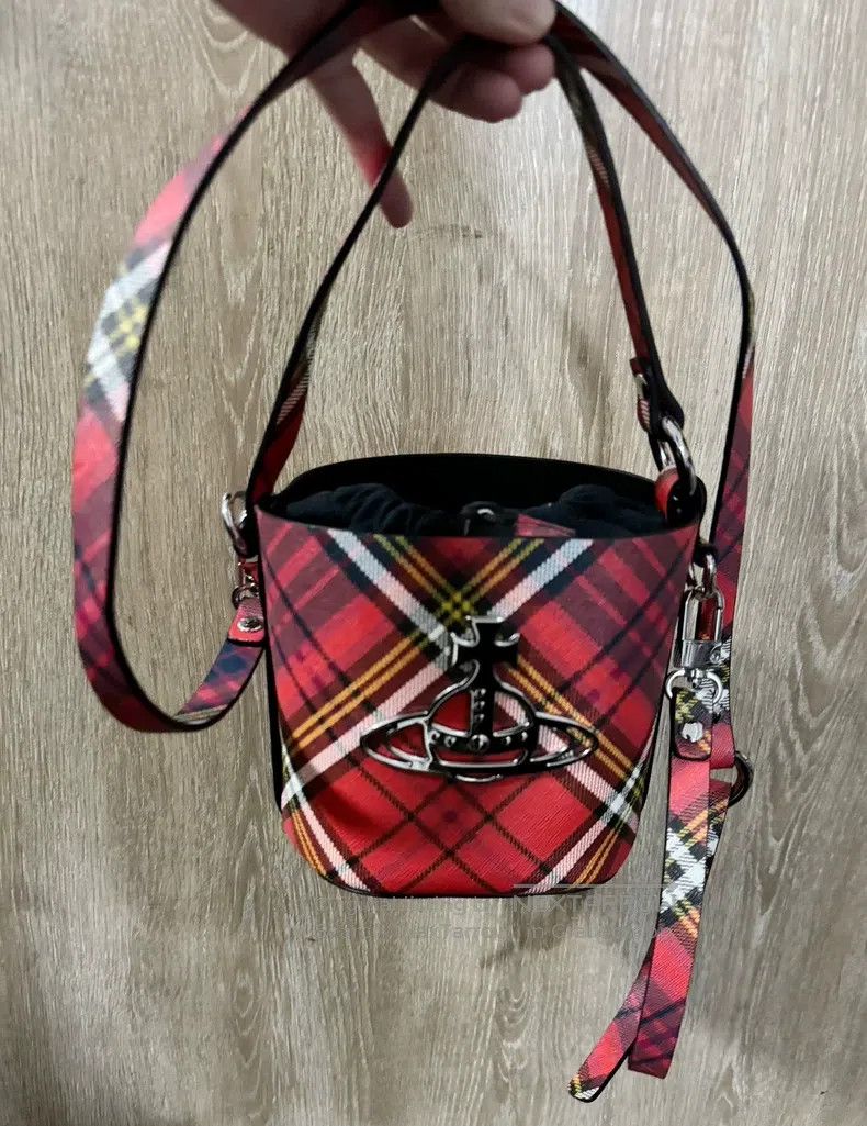 Vivienne Westwood Vivienne Westwood size os Tartan Bucket Bag Size ONE SIZE - 1 Thumbnail