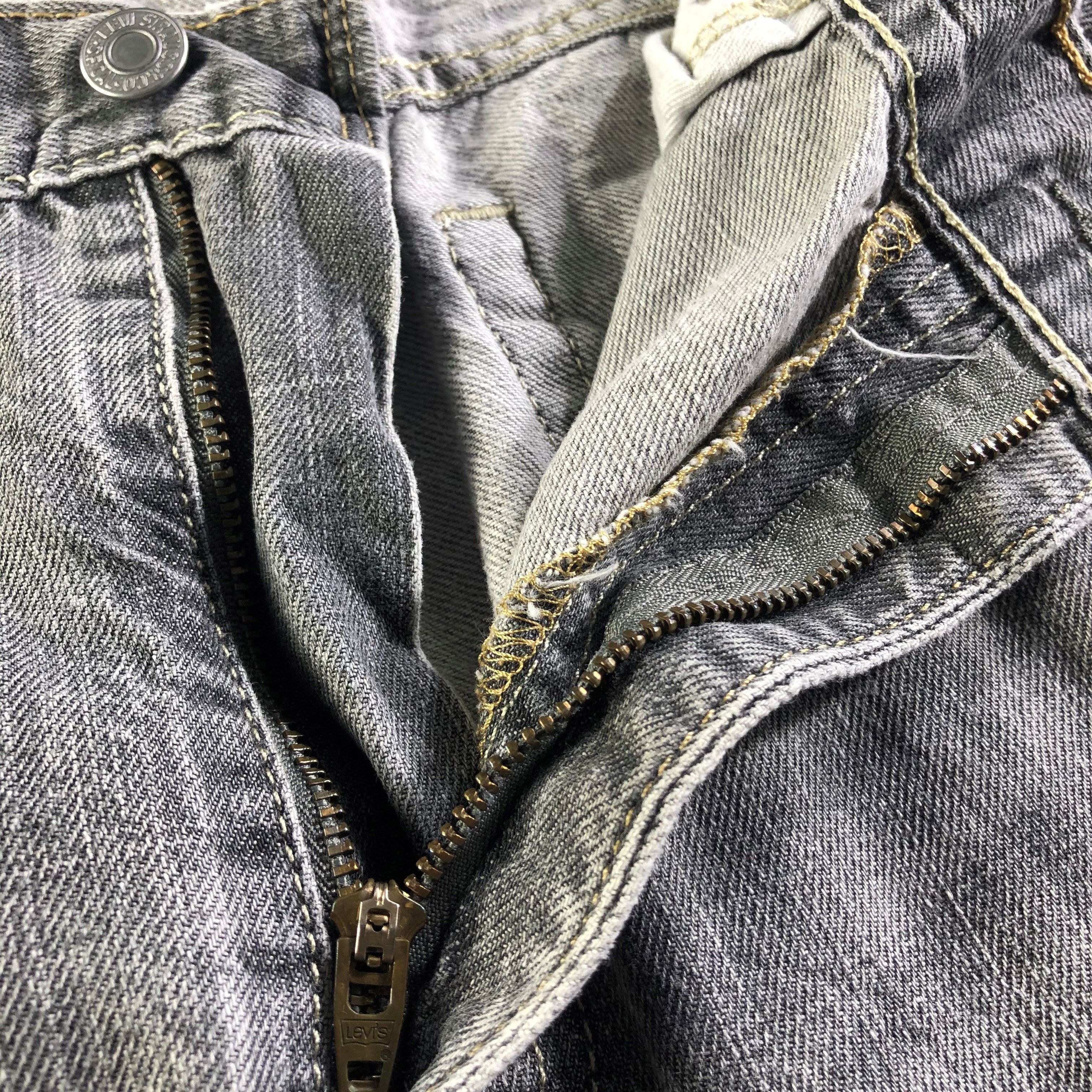Levi's Vintage Levis 514 Jeans-J4238 Size US 37 - 7 Thumbnail