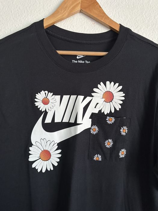Nike Nike Sportswear Essential Floral Daisy Shirt Black White Grailed