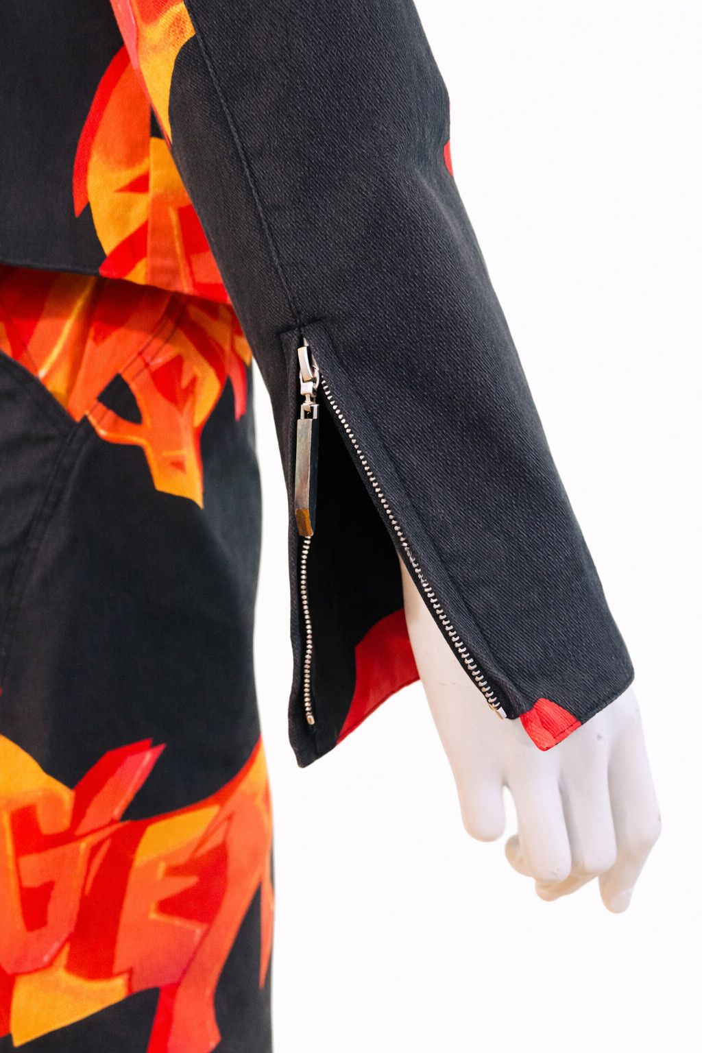 Thierry Mugler Thierry Mugler Flame Graffiti Skirt Suit Set Dress Large Size L / US 10 / IT 46 - 4 Thumbnail