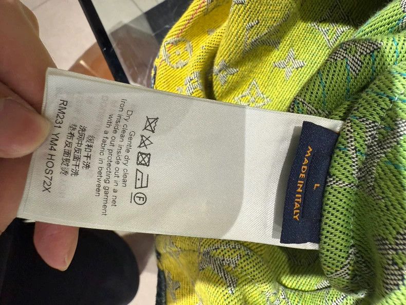 Louis Vuitton Louis Vuitton Blue Gradient Full Print Denim Jacket 2505-Ne Size US L / EU 52-54 / 3 - 5 Thumbnail