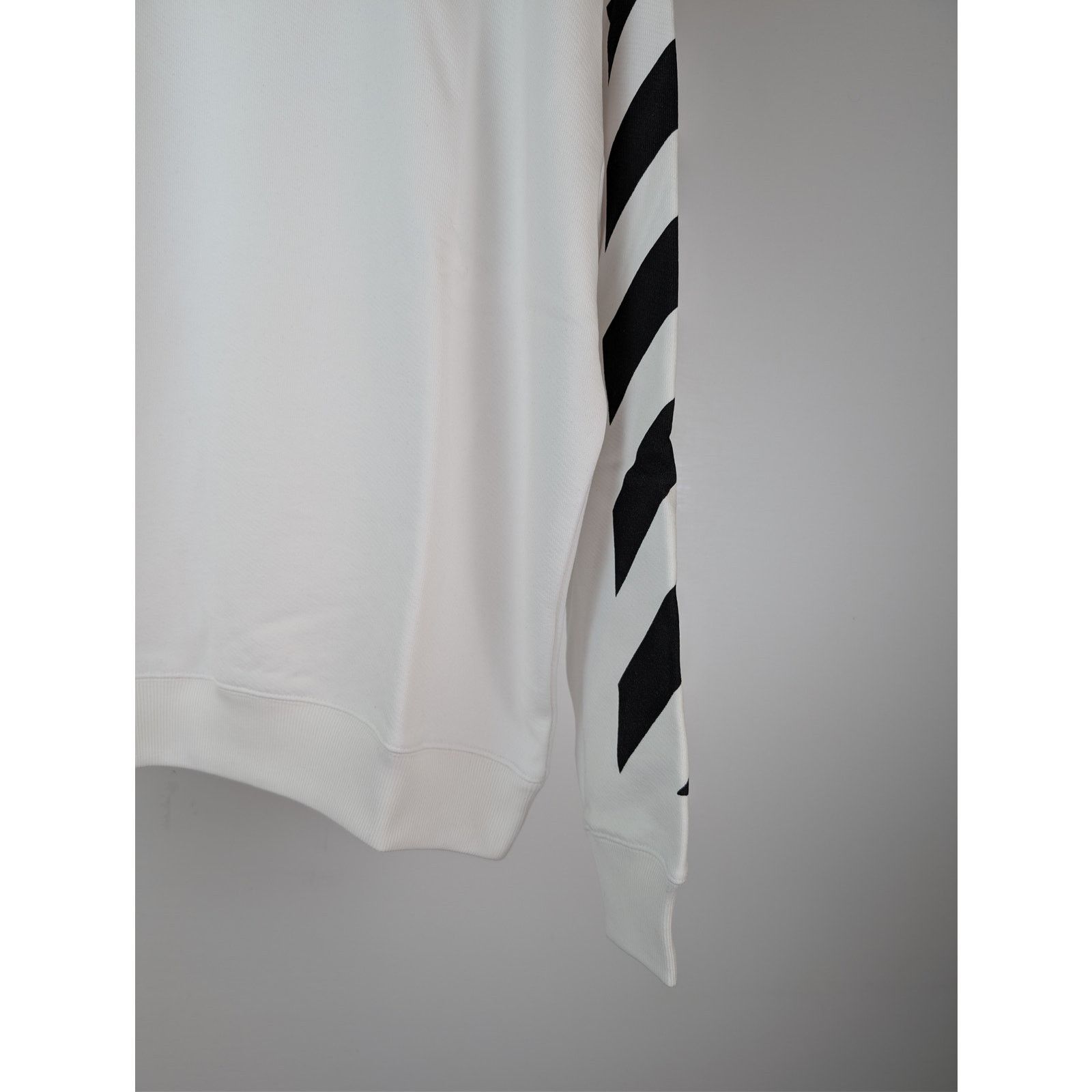 Off-White o1rshd1 Diag Skate Crewneck Sweatshirt in White / Black Size US M / EU 48-50 / 2 - 6 Thumbnail