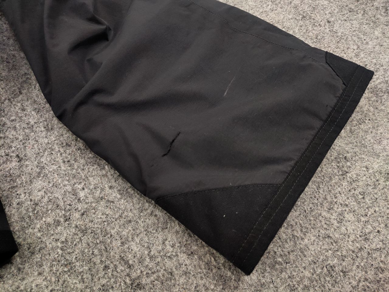 The North Face Vintage The North Face Sky Black Gore tex Womens Pants Size 27" / US 4 / IT 40 - 8 Thumbnail