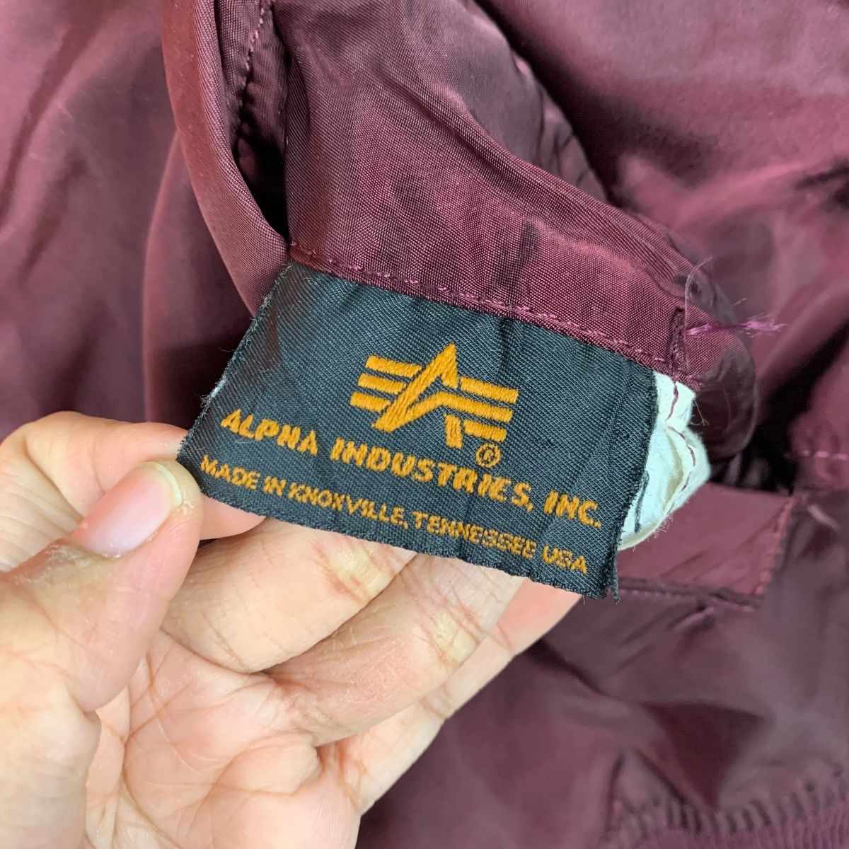 Alpha Industries Vintage Alpha Industries Maroon USAF MA-1 Bomber Made In USA Size US M / EU 48-50 / 2 - 15 Thumbnail