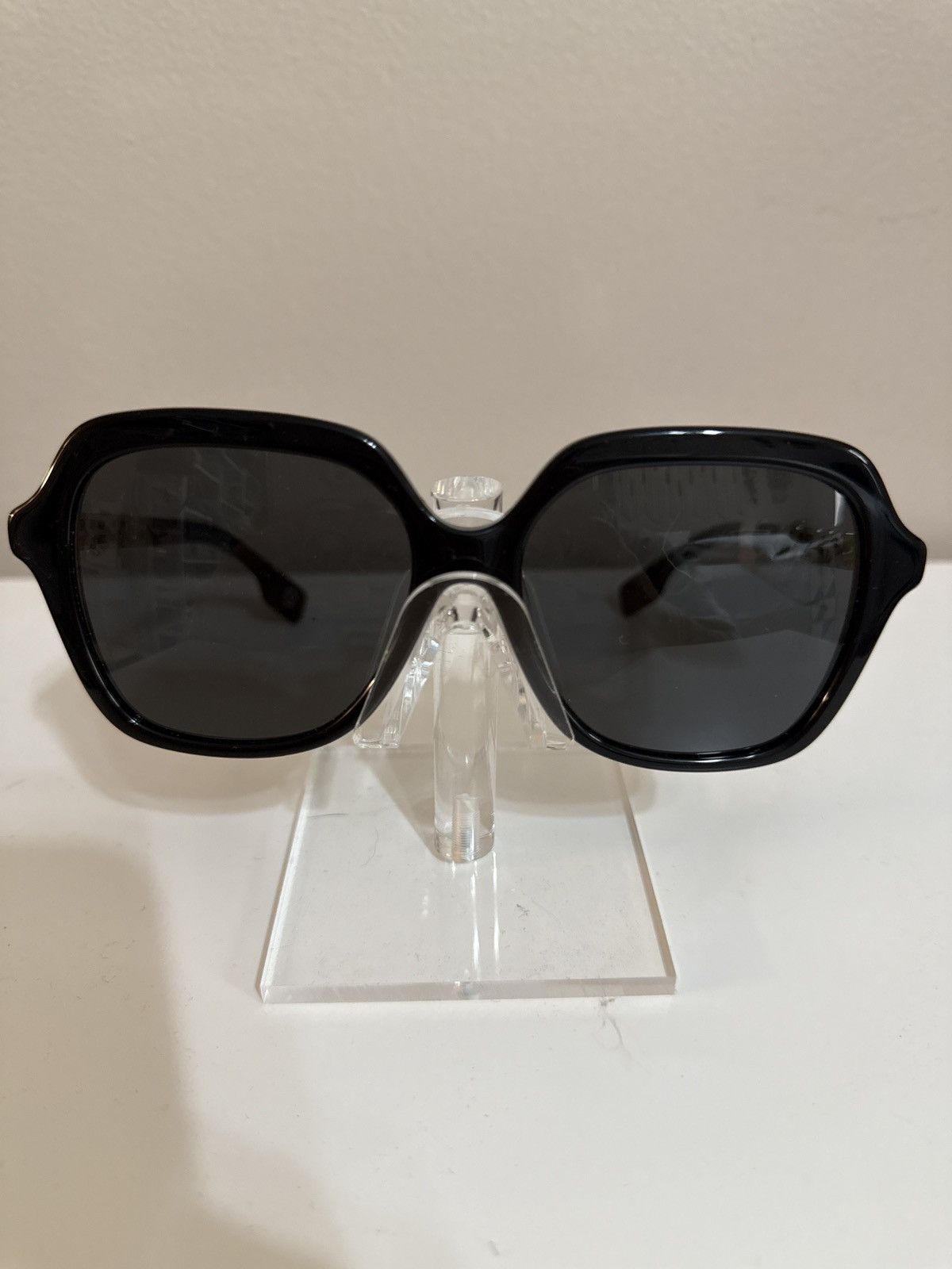 Burberry Burberry BE4389 Joni Sunglasses - Black Size ONE SIZE - 8 Thumbnail