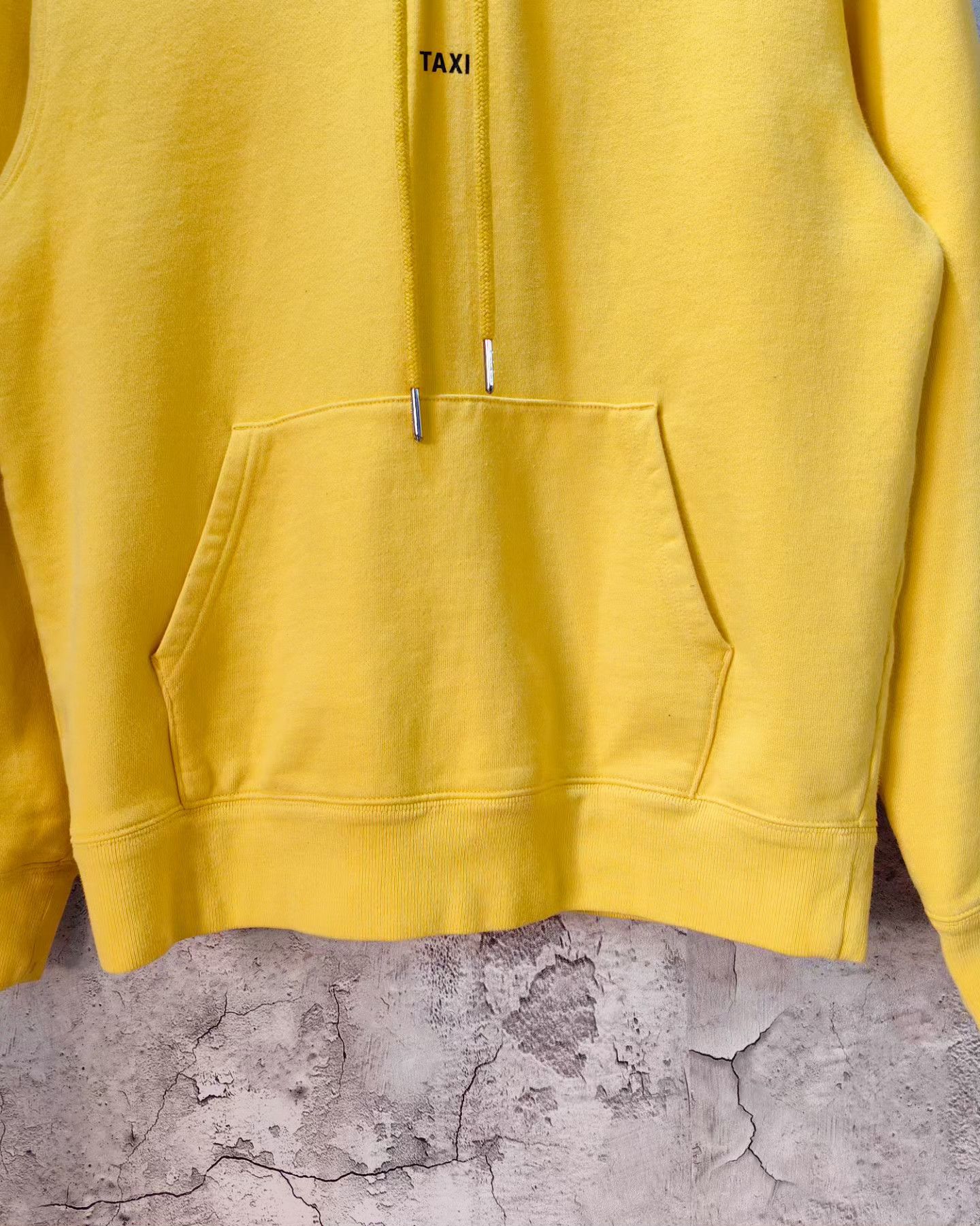Helmut Lang Helmut lang taxi hoodie limited edition Size US S / EU 44-46 / 1 - 3 Thumbnail