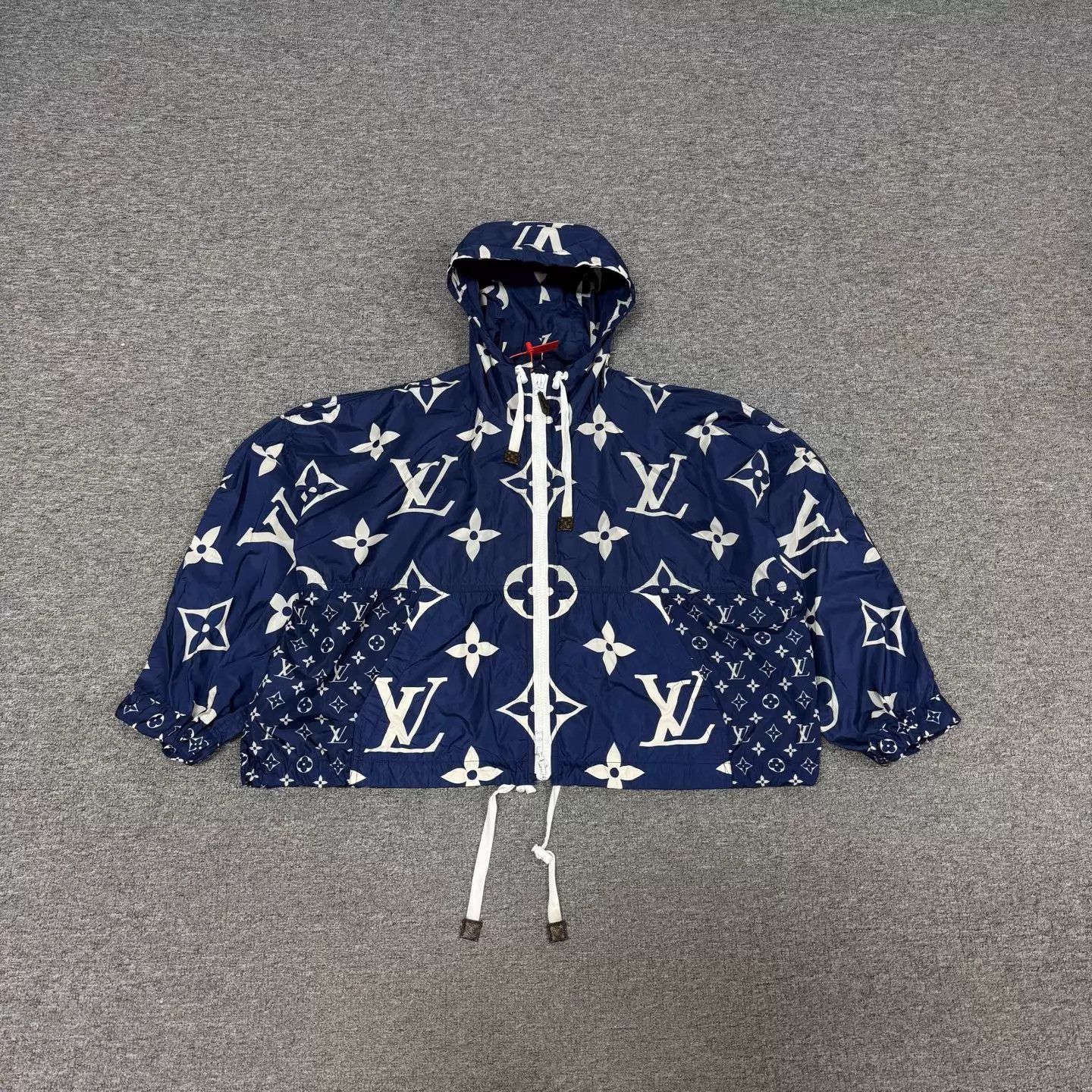 Louis Vuitton LV Women's Oversized Monogram All Over Print Shell Jacket 36 Size XS / US 0-2 / IT 36-38 - 1 Thumbnail