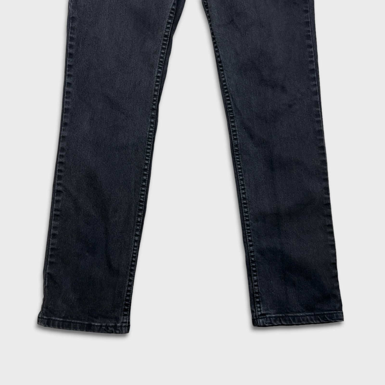 Levi's × Vintage Levi's 511 Jeans Mens 34x32 Black Slim Fit Dark Faded Denim Size US 34 / EU 50 - 4 Thumbnail