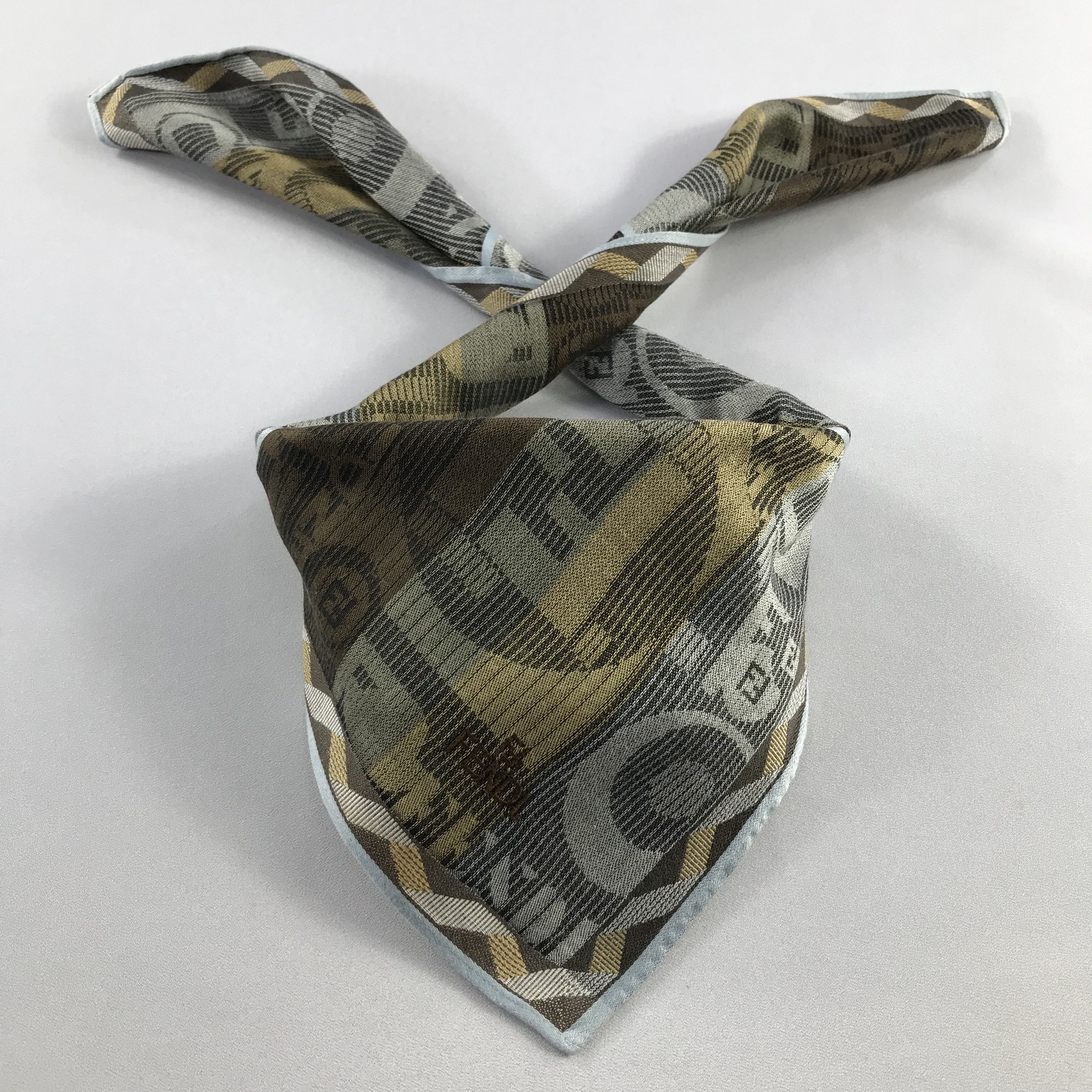 Vintage FendI Handkerchief / Bandana / Neckerchief C811 Size ONE SIZE - 1 Thumbnail