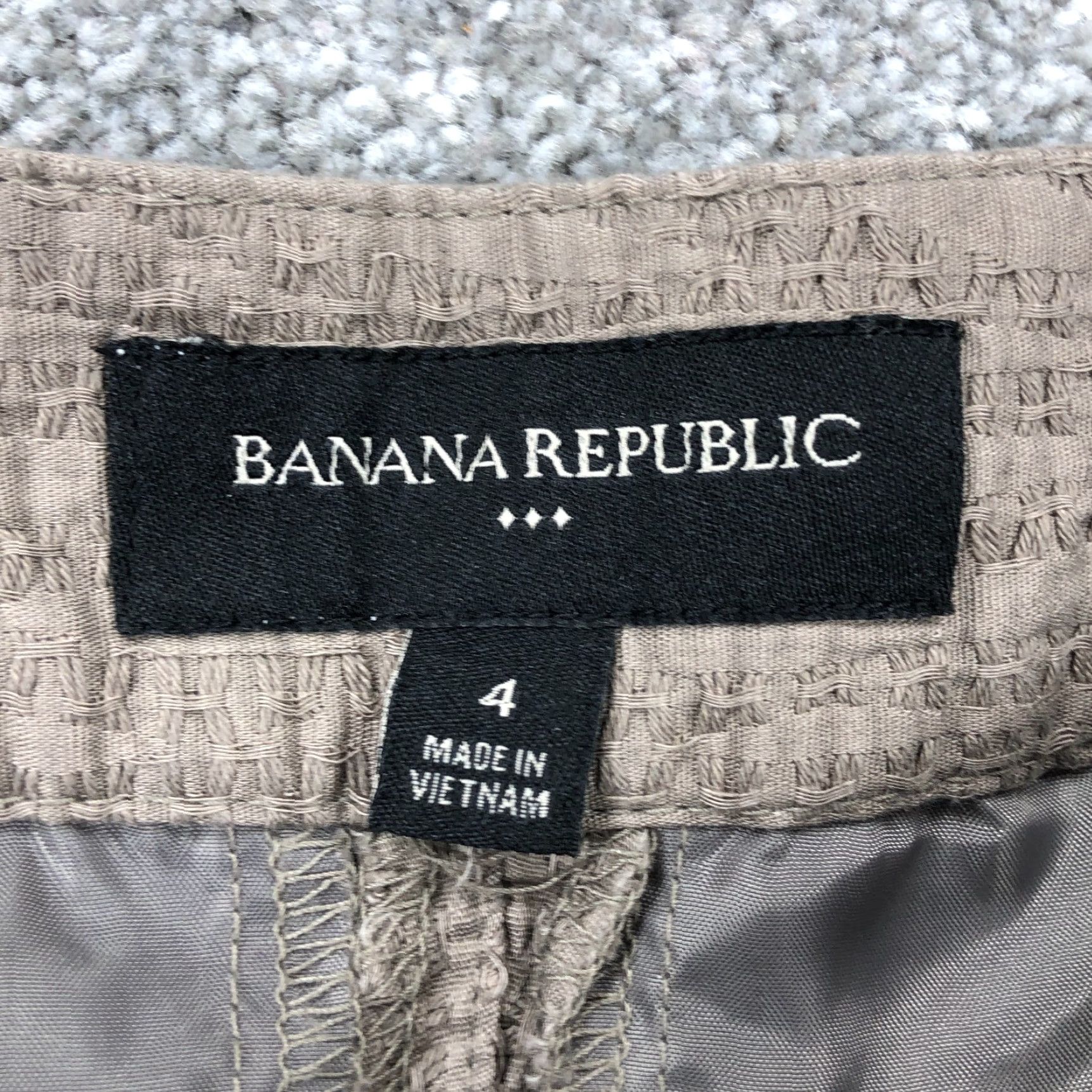 Banana Republic VINTAGE Banana Republic Chino Shorts Women 4 Tan Martin Flat Front Mid Rise Ladies 9" Size 27" / US 4 / IT 40 - 4 Thumbnail