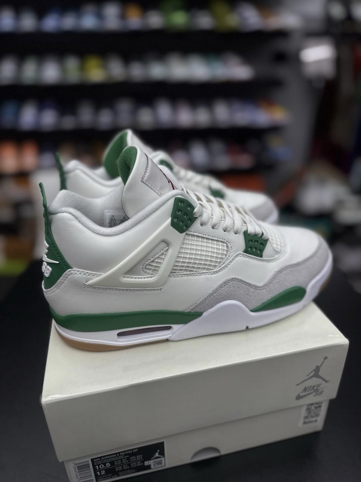 Jordan Brand Size 10.5 - Jordan 4 Retro SP x Nike SB Mid Pine Green New Size US 10.5 / EU 43-44 - 3 Thumbnail