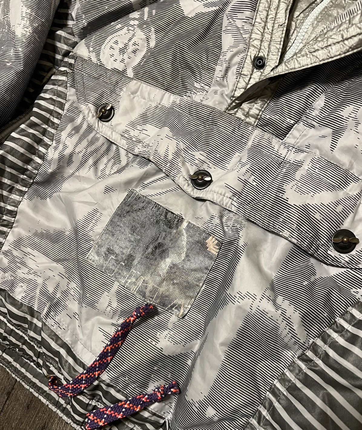 Vintage Vintage Luhta Made in Finland Astronaut Snow Puffer Jacket Size US XL / EU 56 / 4 - 6 Thumbnail